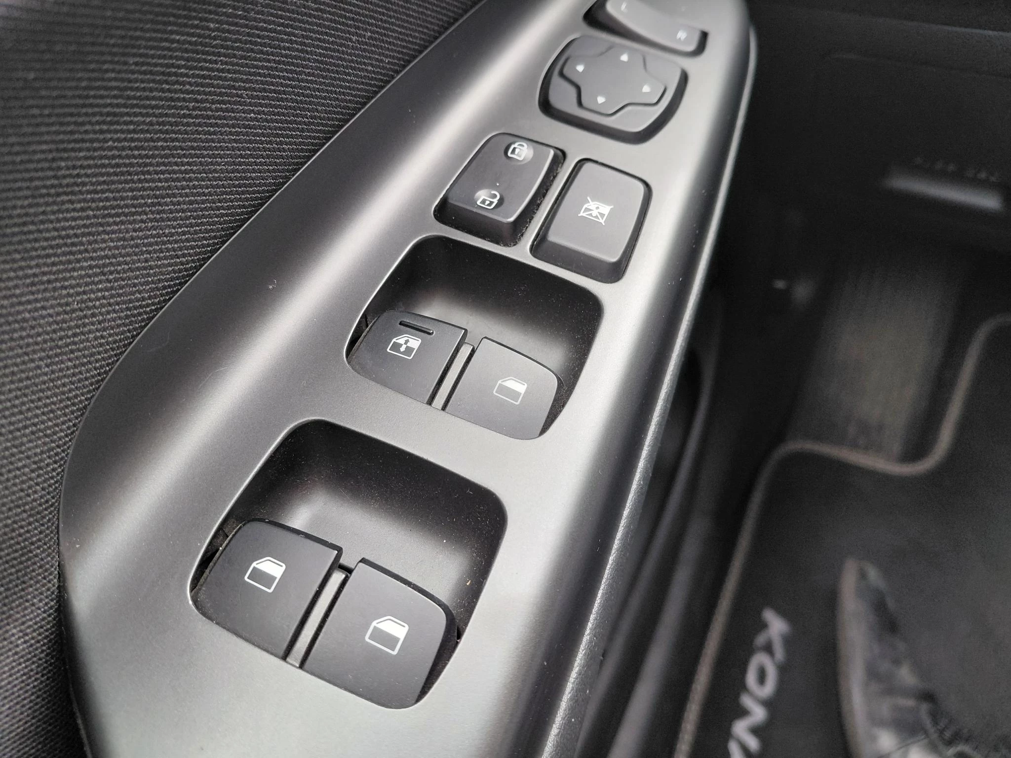Hyundai-Kona-image-13