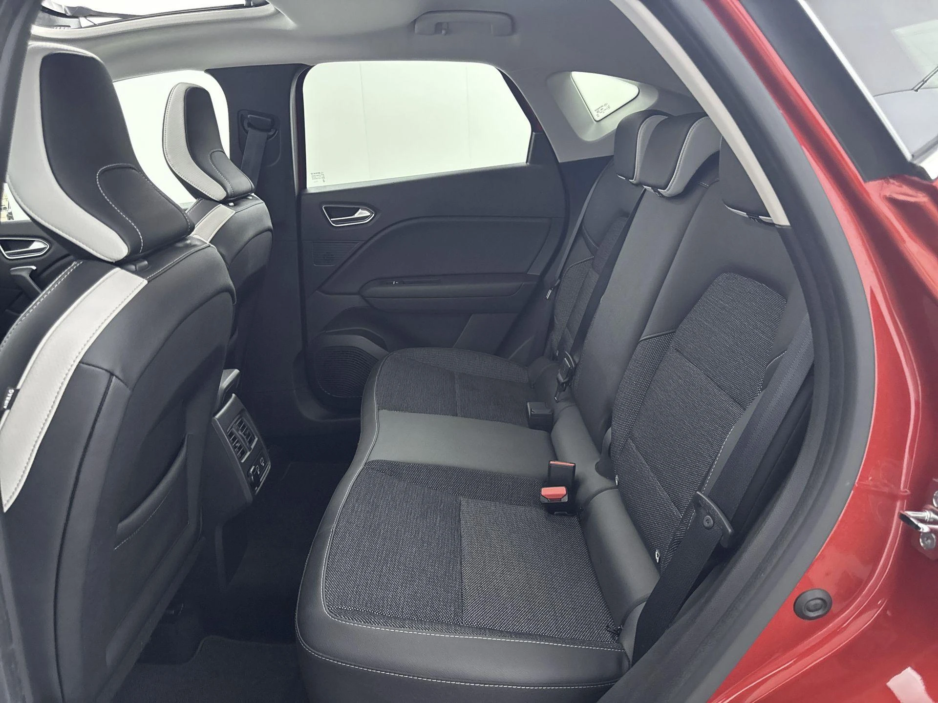 Renault-Captur-image-25