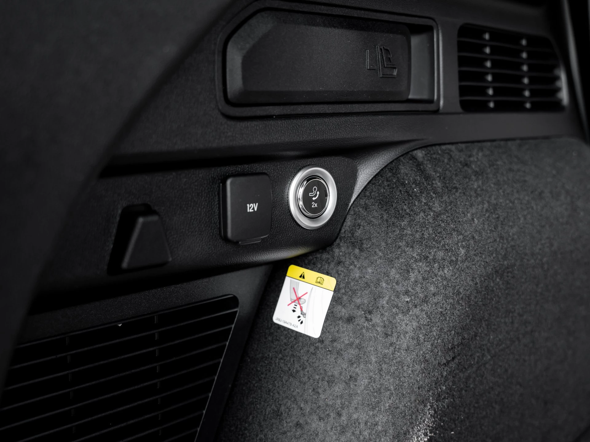 Ford-Kuga-image-28
