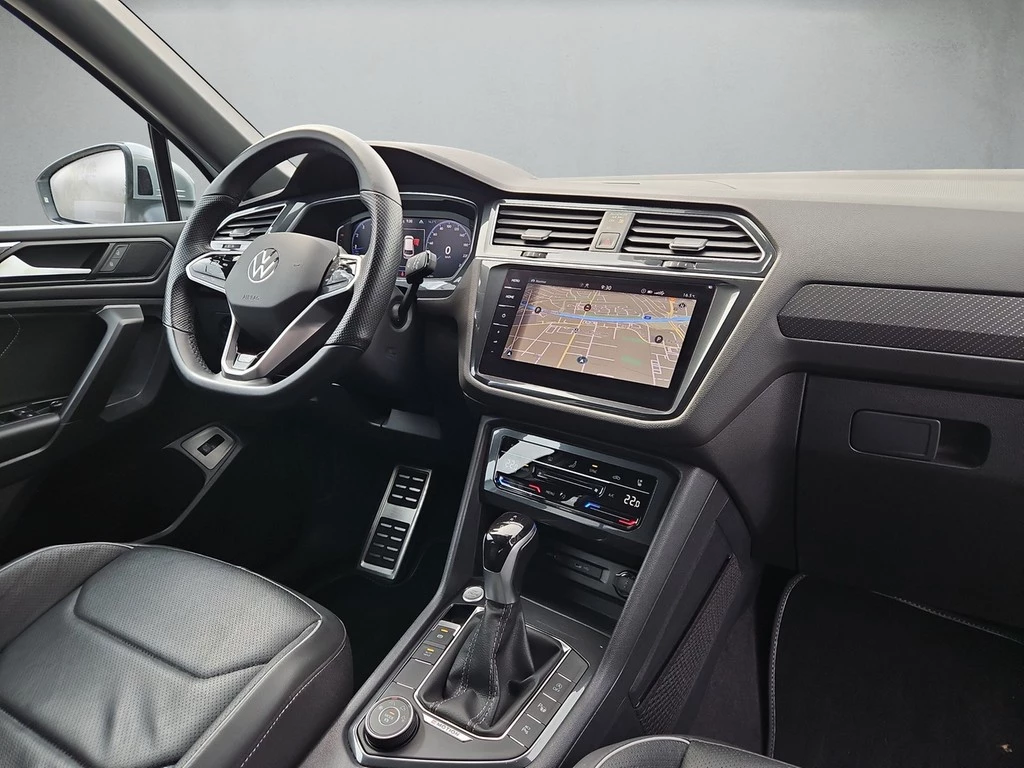 Volkswagen Tiguan Allspace 2.0 TSI 4Motion DSG R-Line *Navi