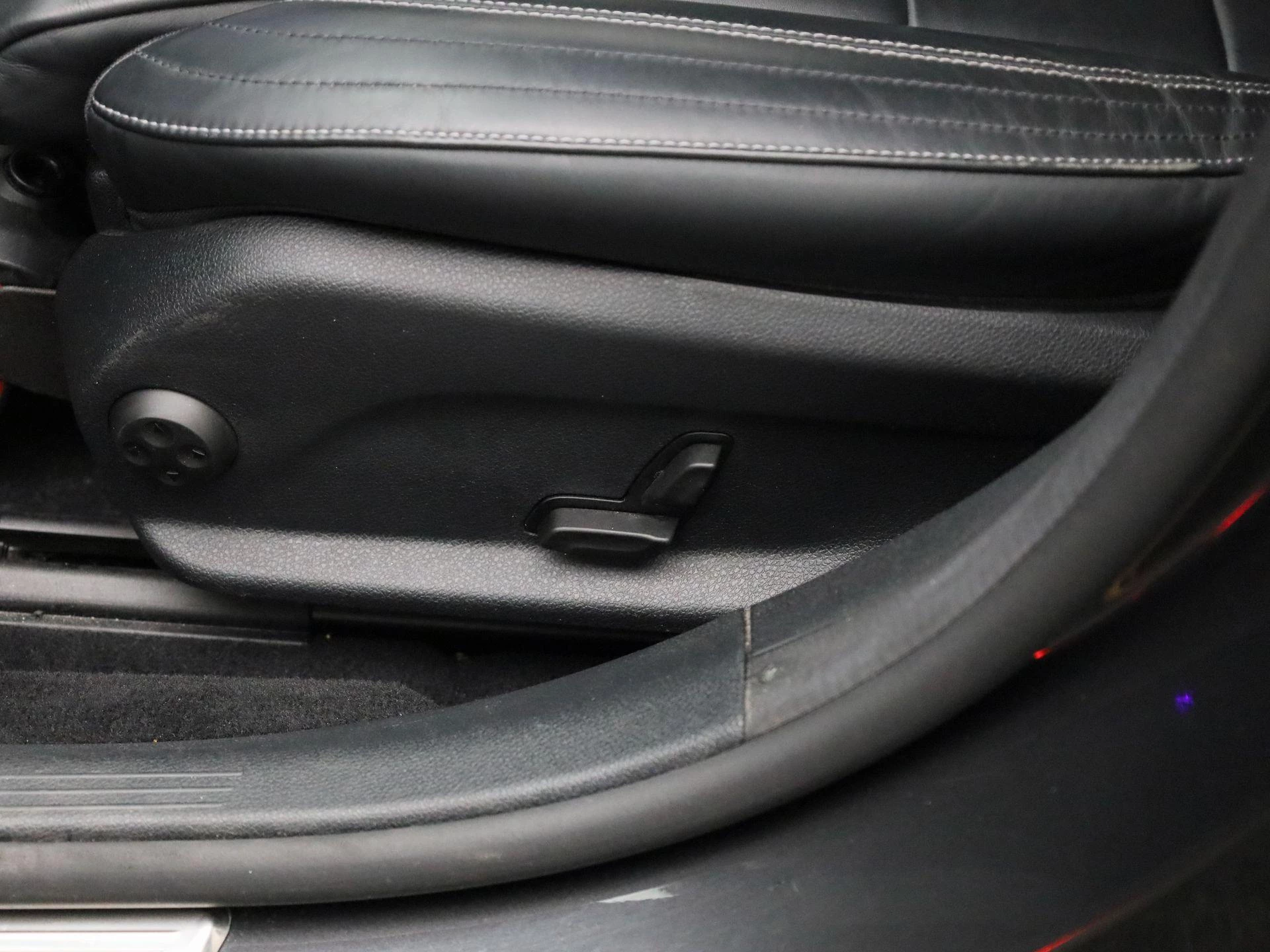 Mercedes-Benz-Classe E-image-36