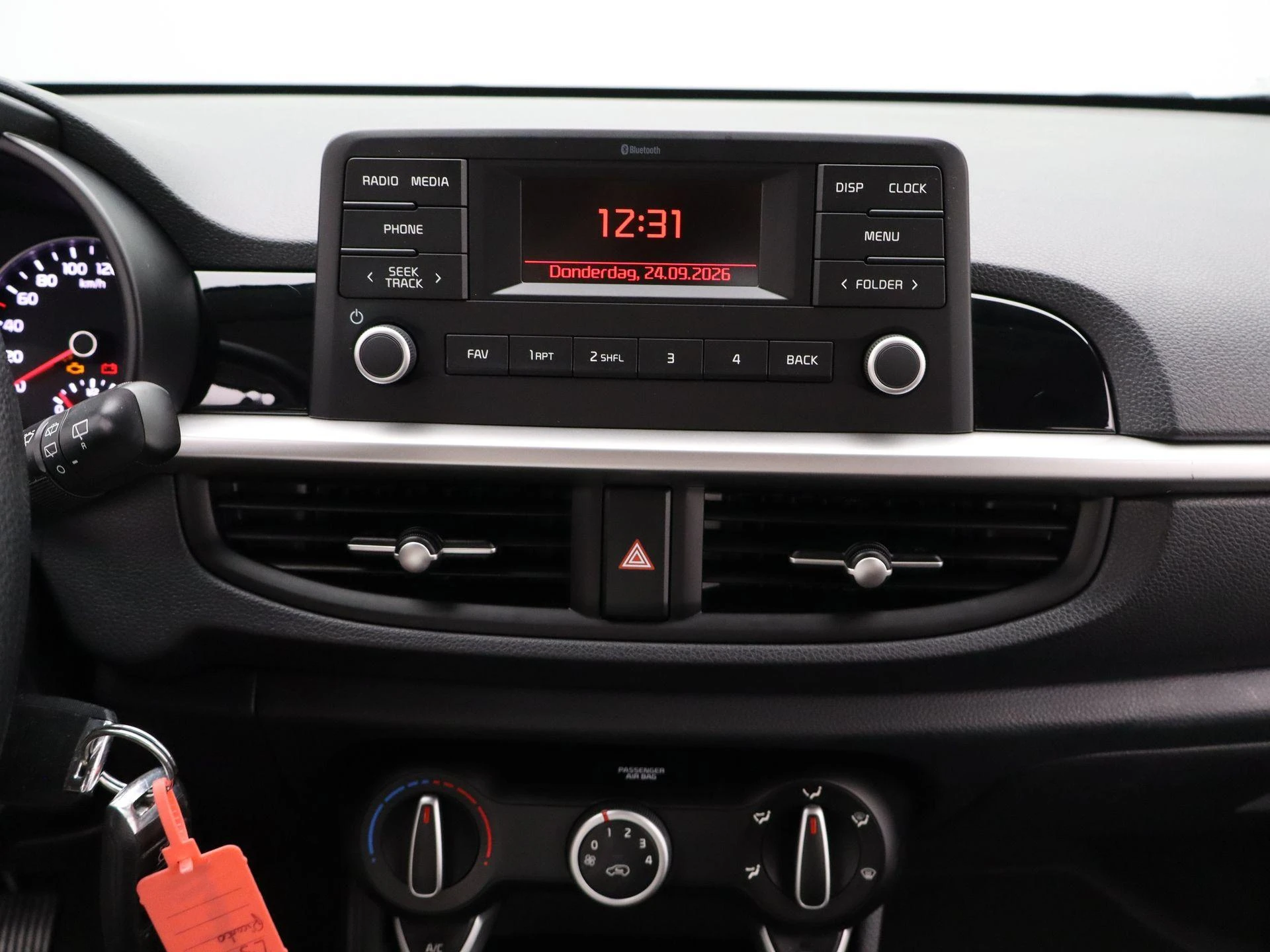 Kia-Picanto-image-10