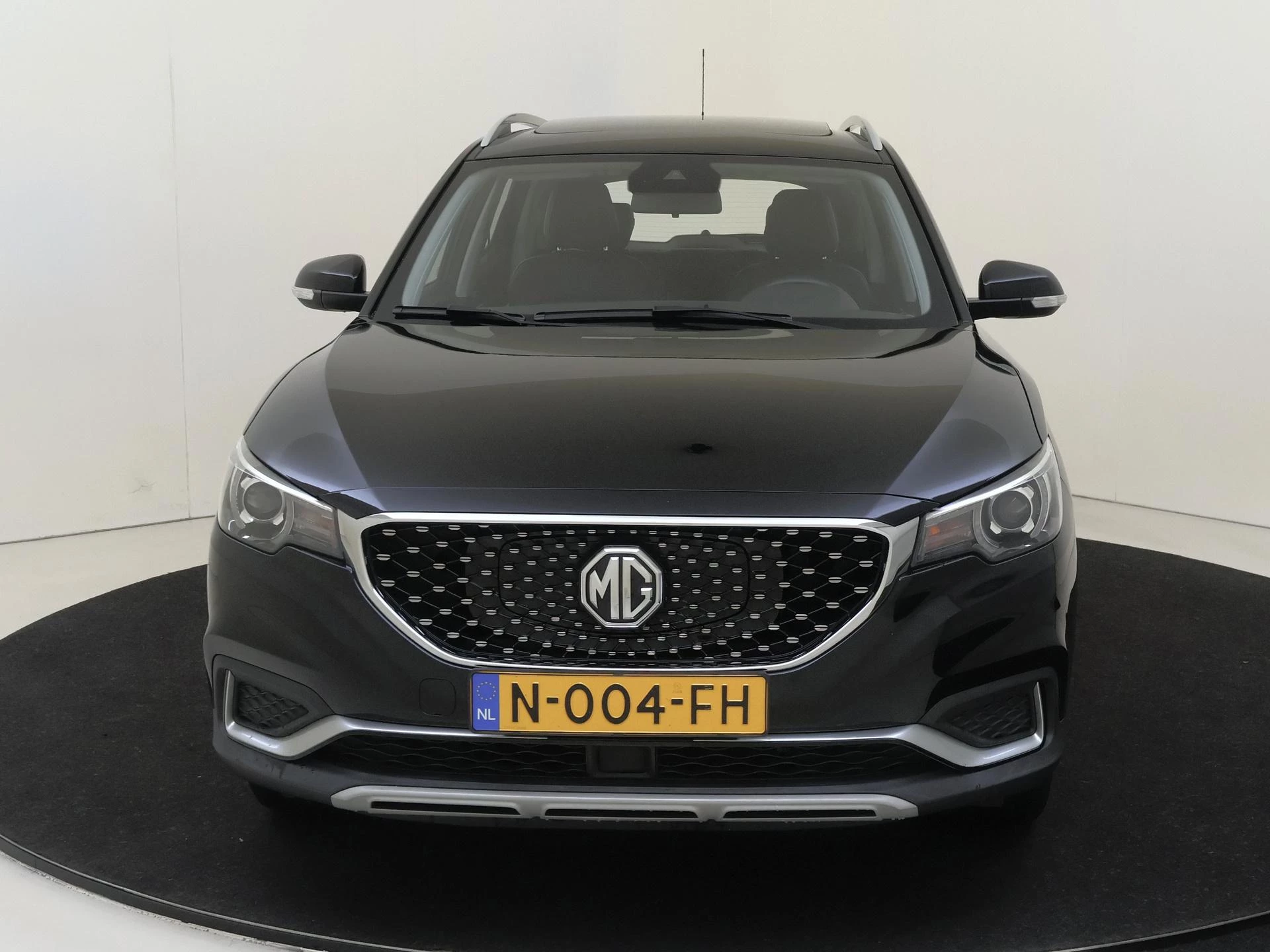 MG-ZS EV-image-5
