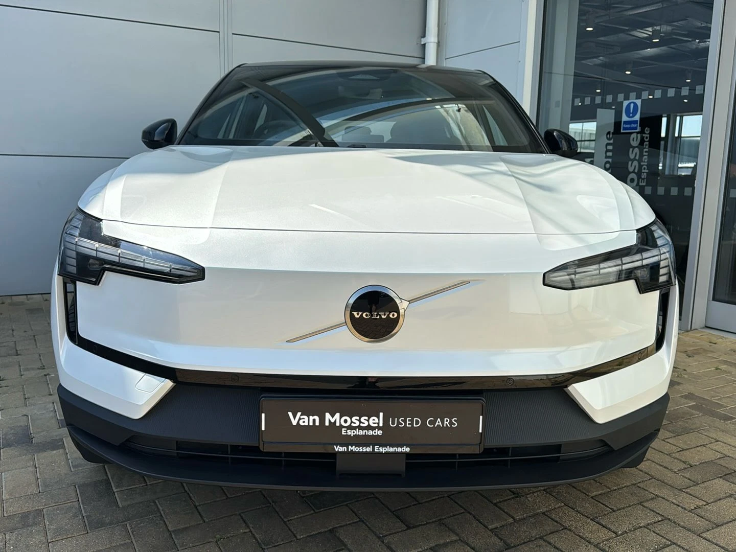 Volvo EX30 200kW SM Extended Range Plus 69kWh 5dr Auto