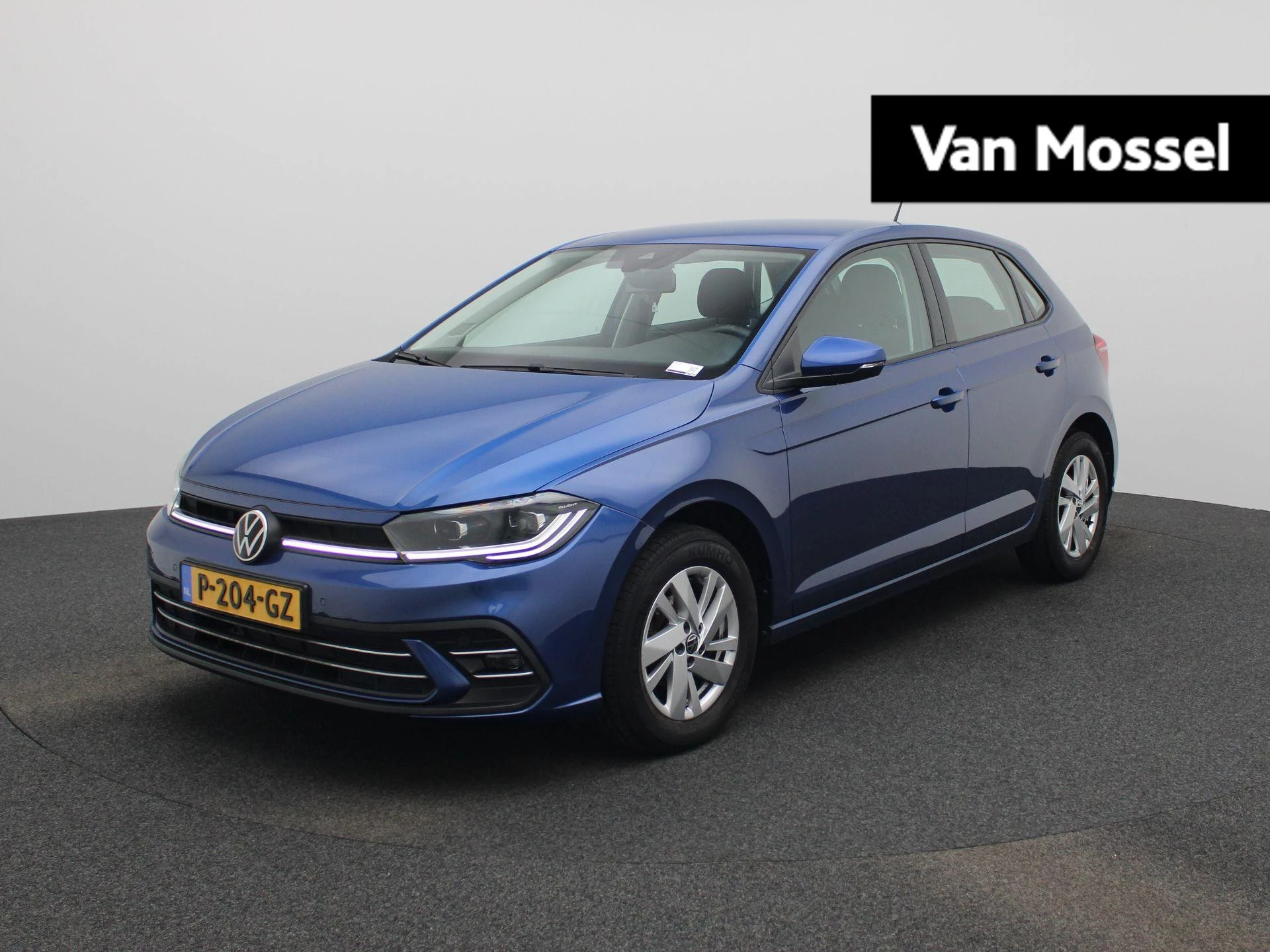 Volkswagen-Polo-image-0