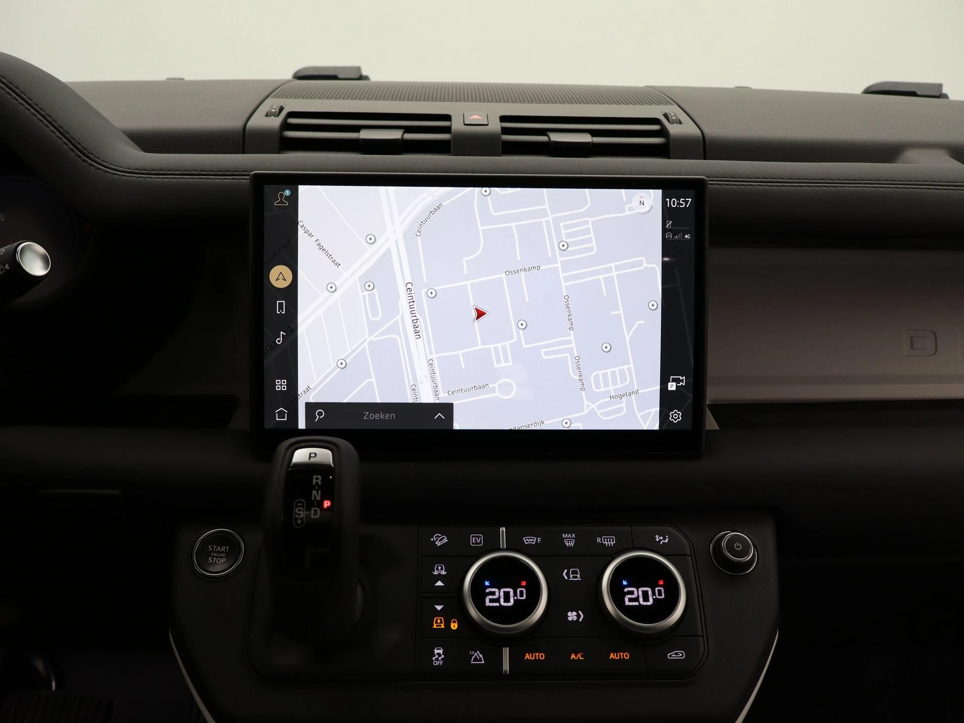 Land Rover-Defender-image-8