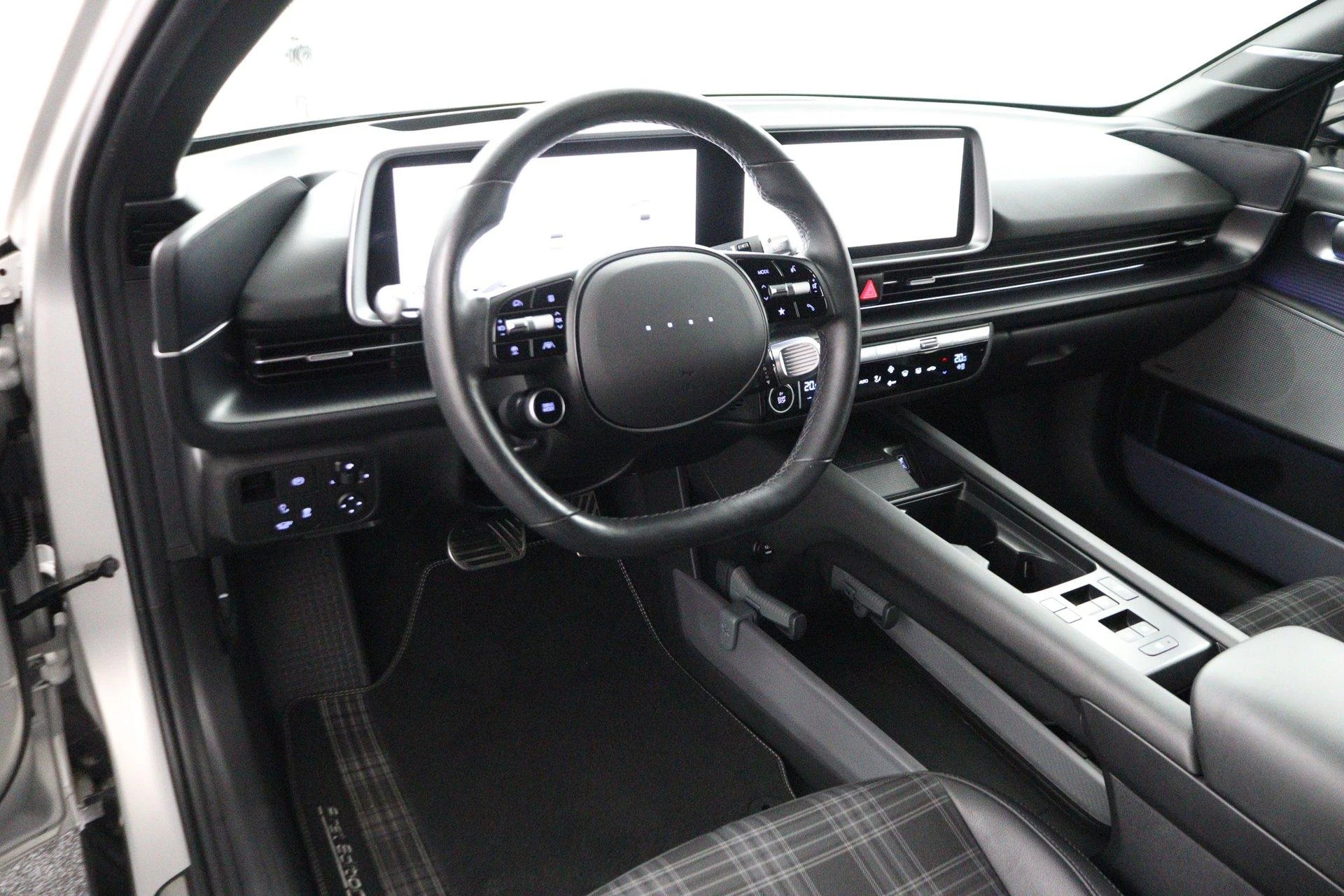 Hyundai-IONIQ 6-image-83