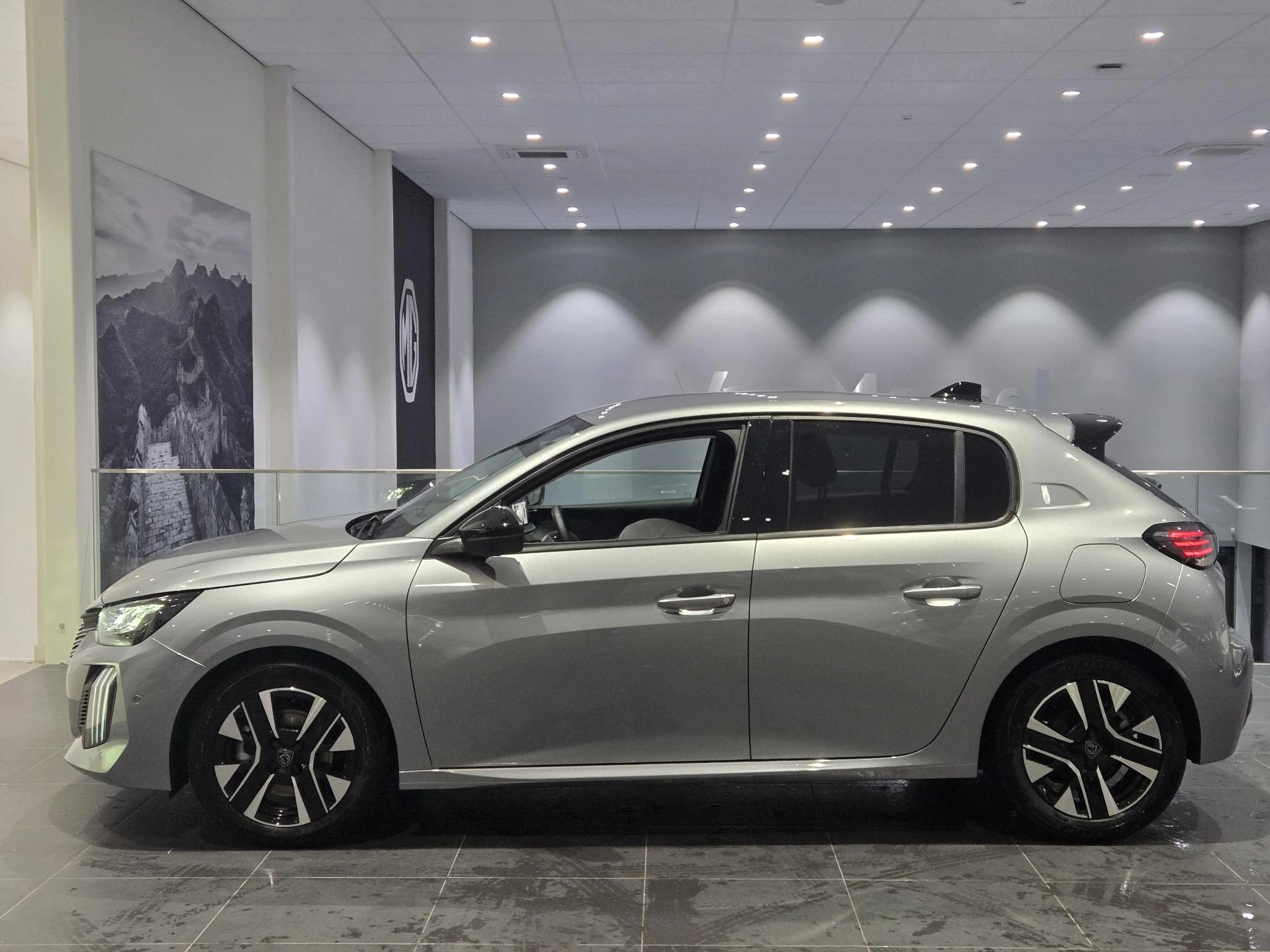 Peugeot-208-image-5