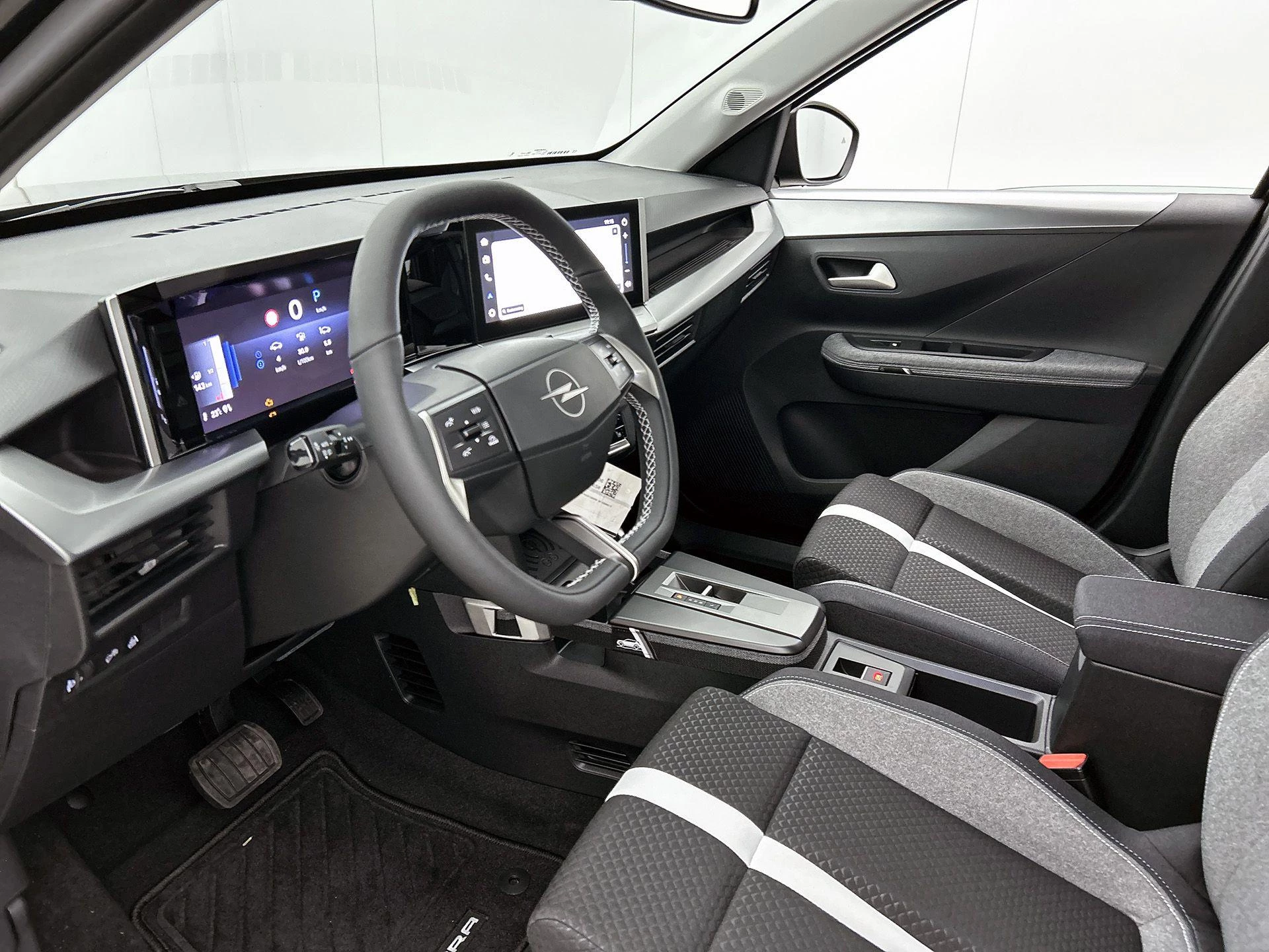 Opel-Frontera-image-20