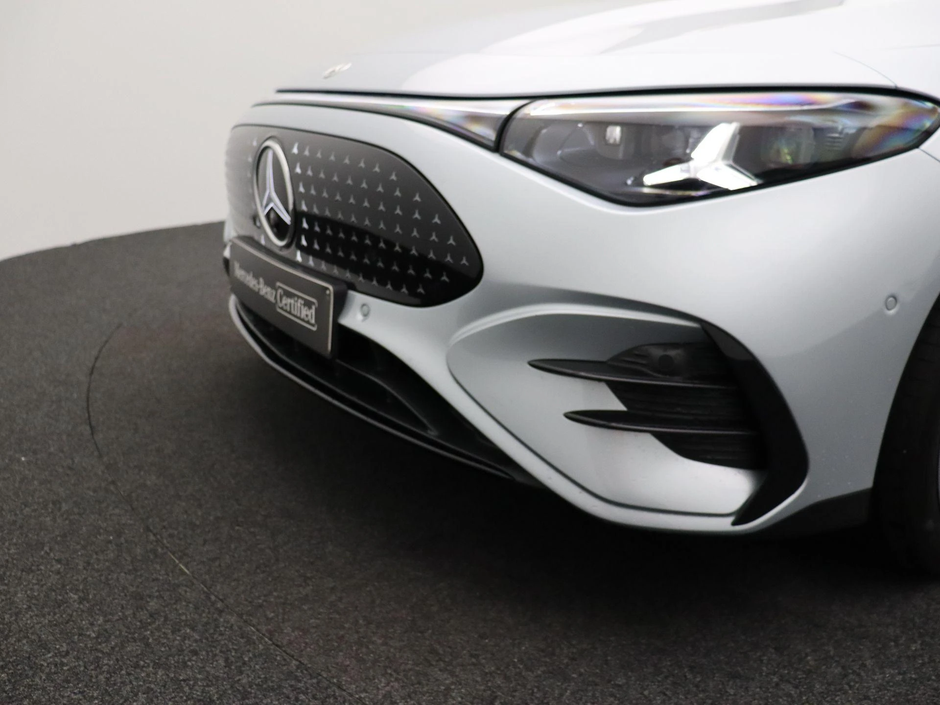Mercedes-Benz-CLA-image-27