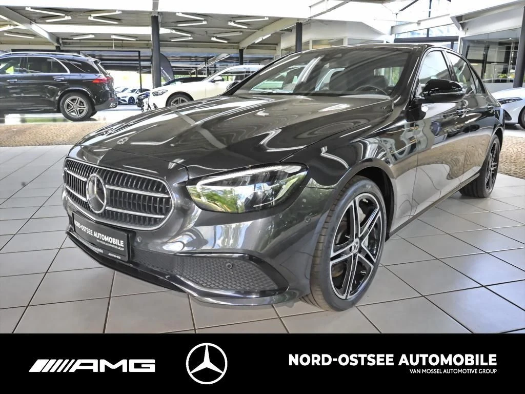 Mercedes-Benz E-Klasse 300 e AVANTGARDE KAMERA DISTRO PANO NIGHT LED AVANTGARDE