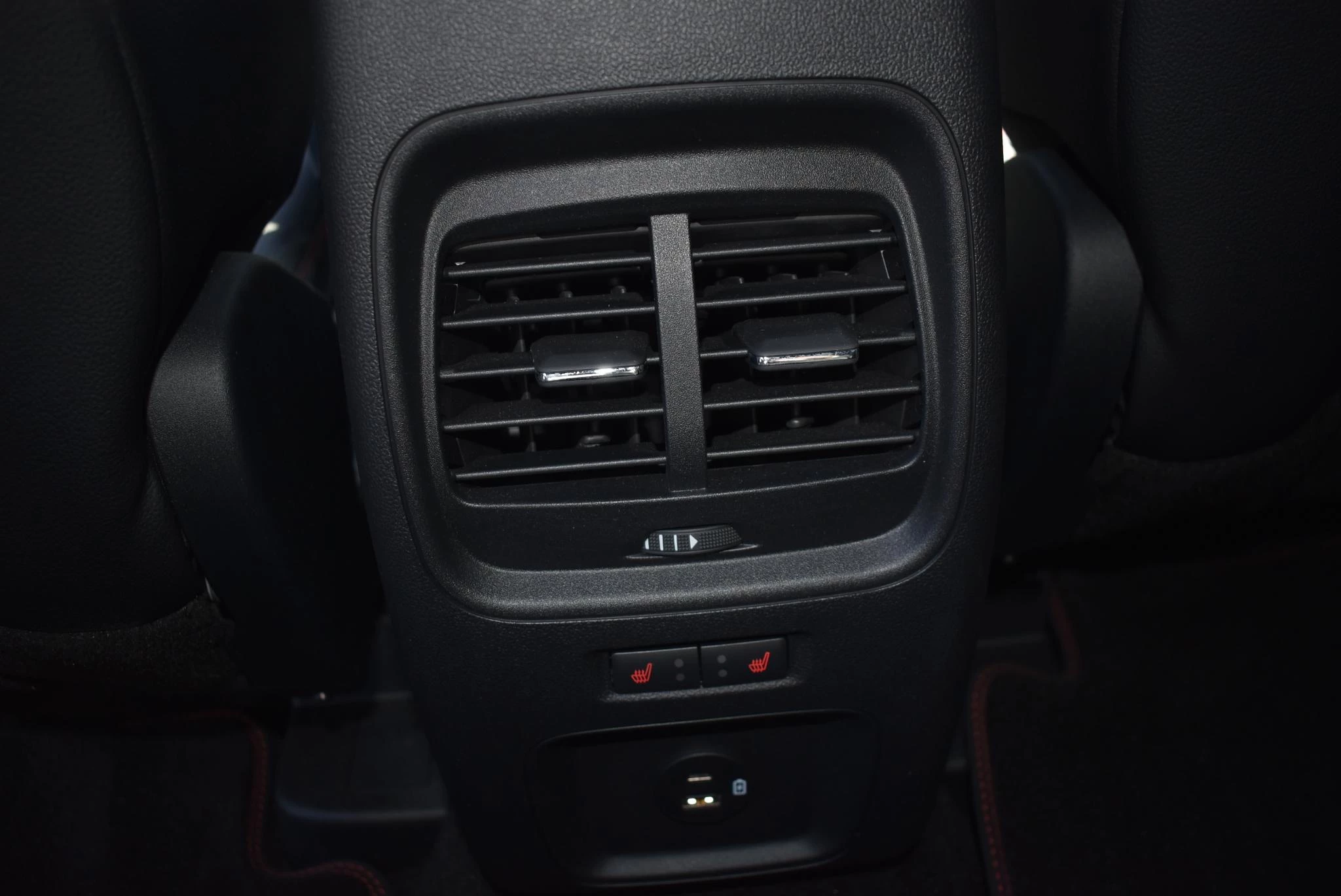 Ford-Kuga-image-13