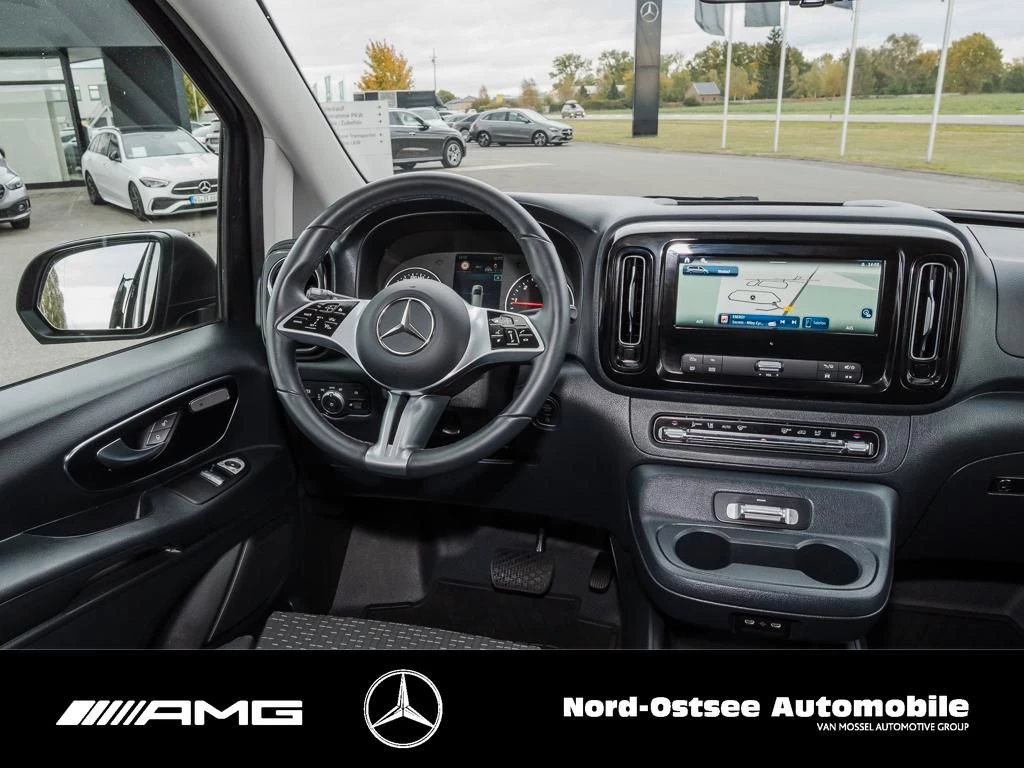 Mercedes-Benz-Vito-image-7