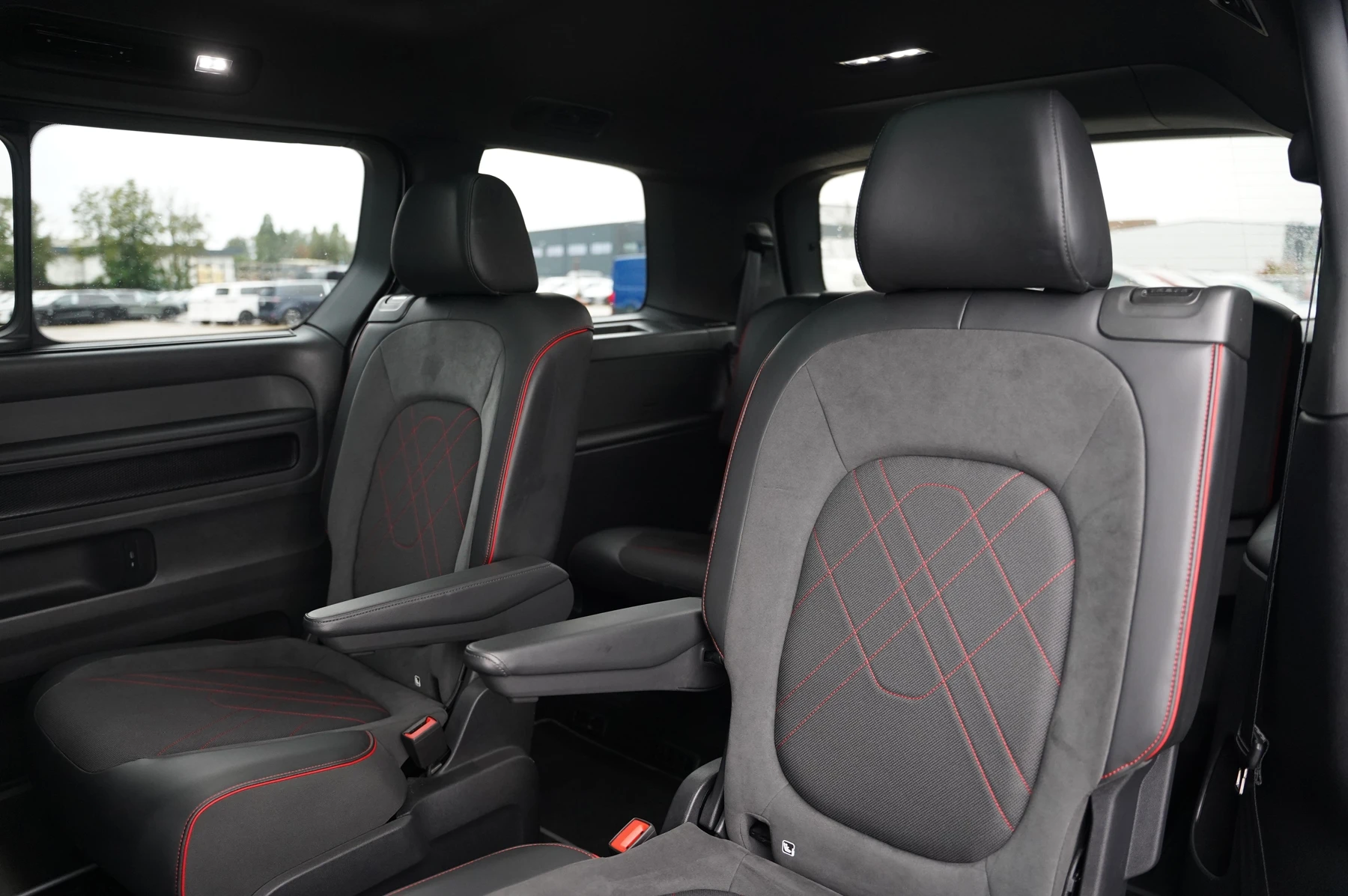 Volkswagen-ID. Buzz-image-11