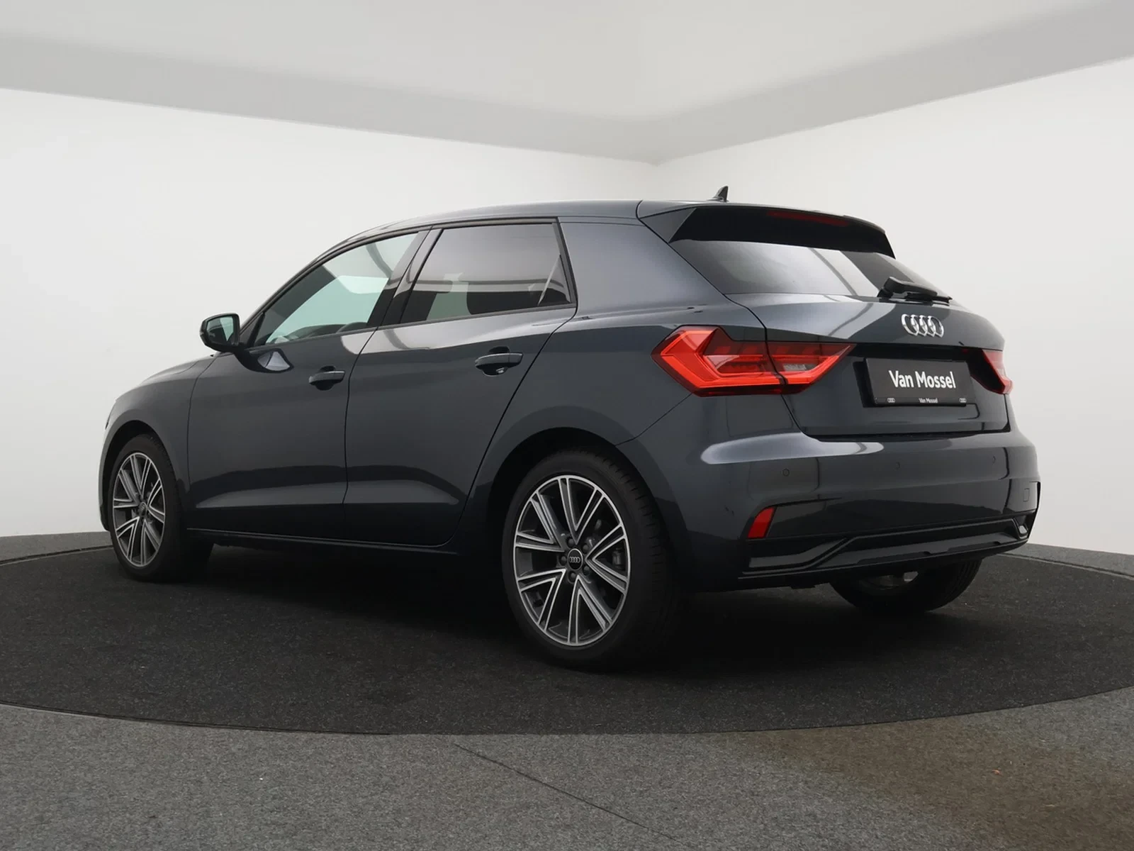 Audi A1 Sportback Audi A1 Sportback Advanced 30 TFSI 85(116) kW(pk) 6 versnellingen / DEMO