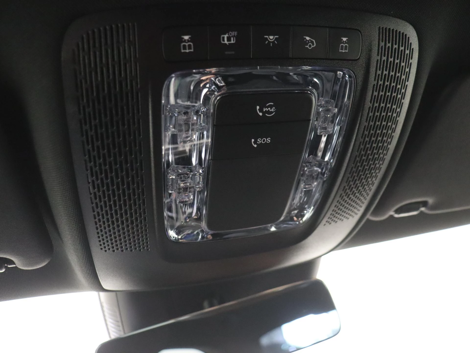 Mercedes-Benz-A-Klasse-image-20