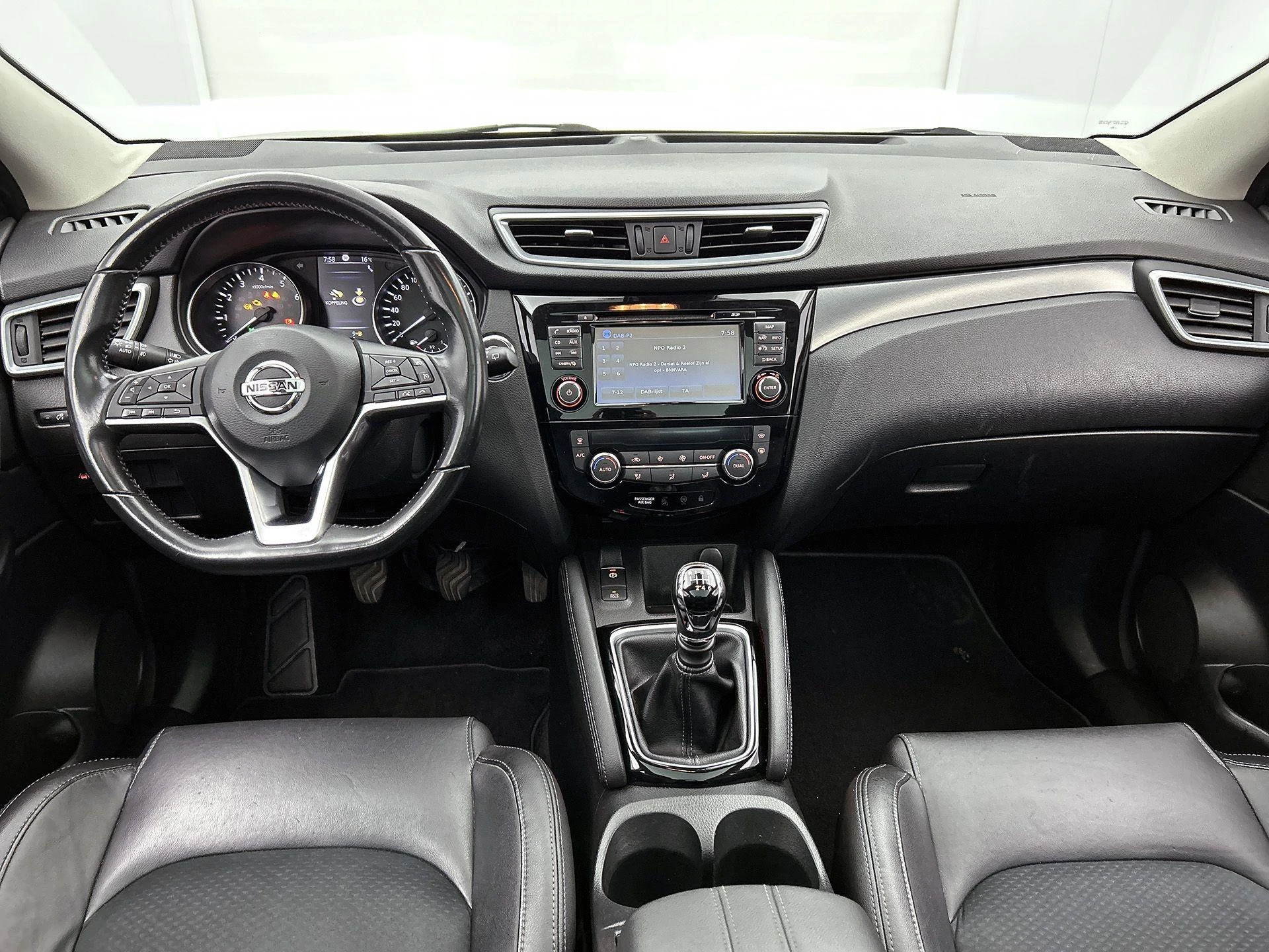 Nissan-QASHQAI-image-22