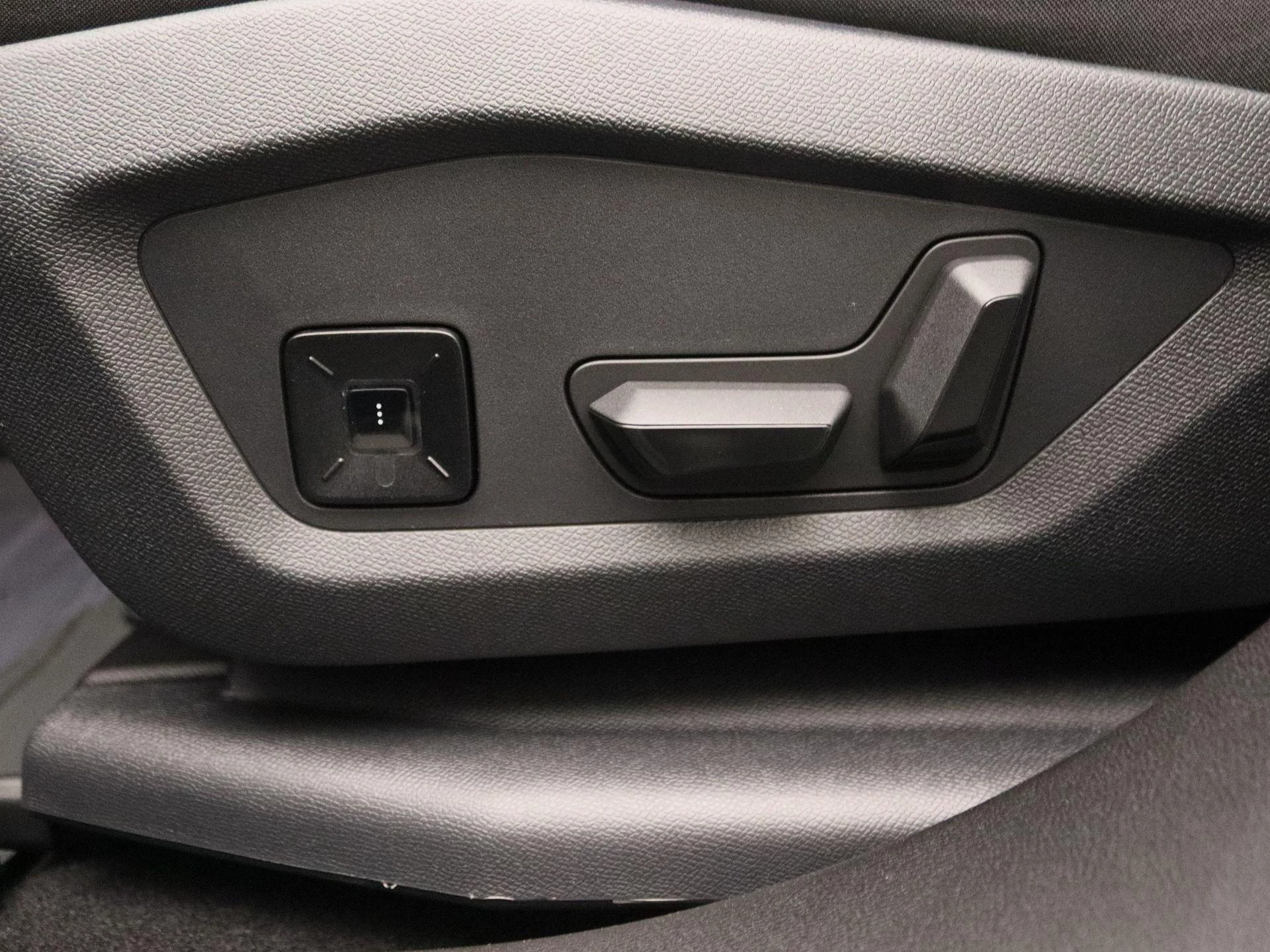 Jeep Compass 1.2 e-Hybrid First Edition