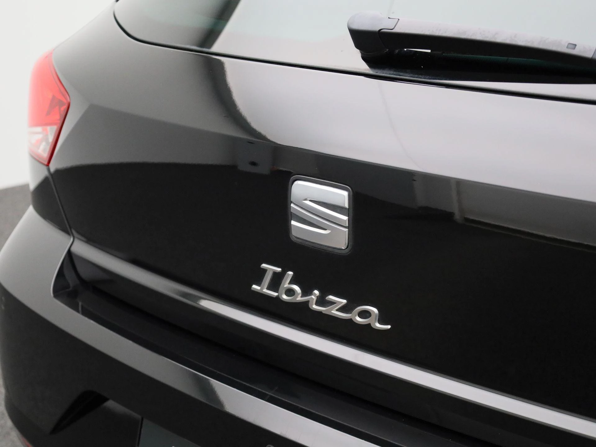 SEAT Ibiza 5D 1.0 TSI 70kW Move Full Link