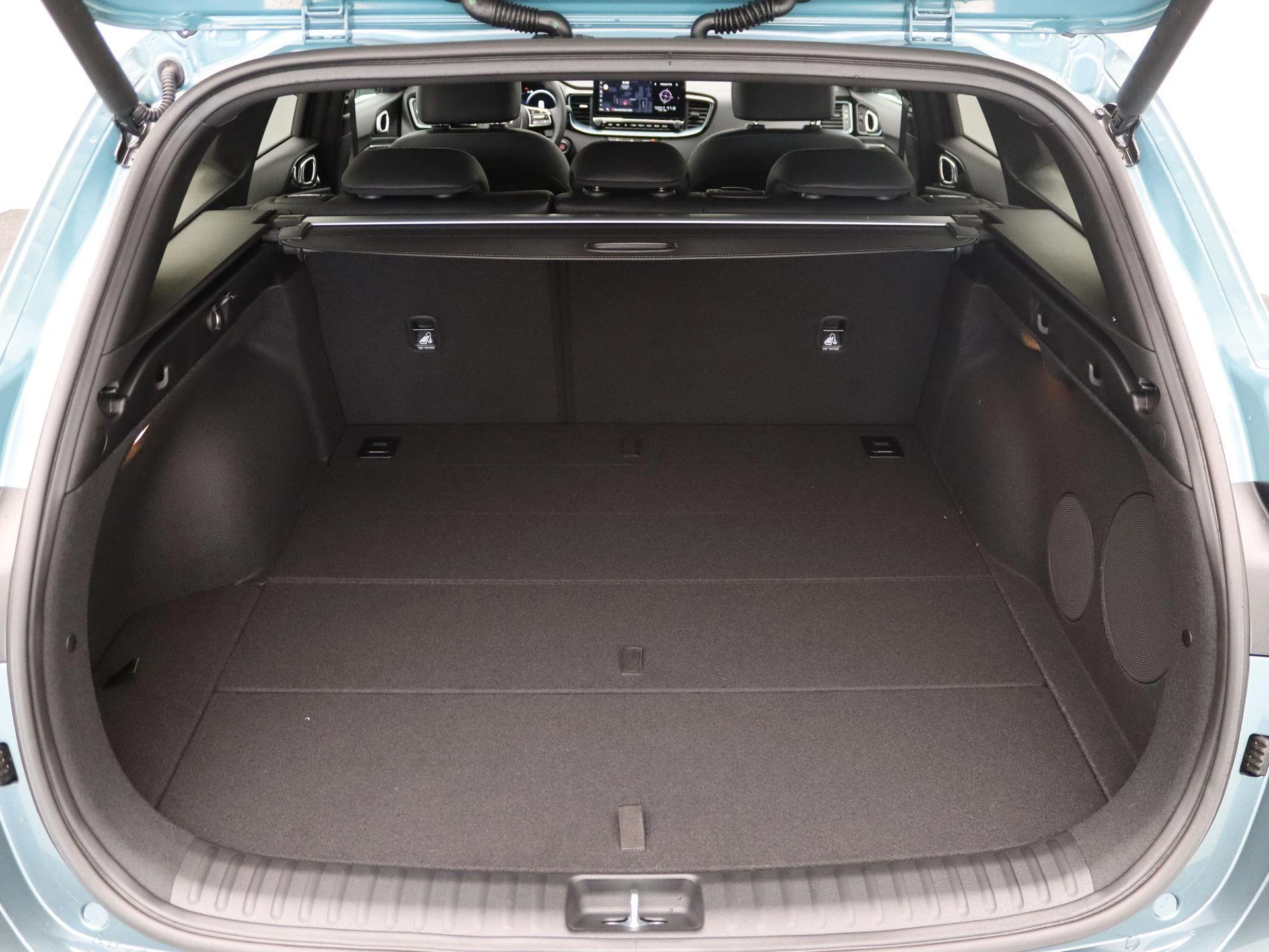 Kia-Ceed Sportswagon-image-32