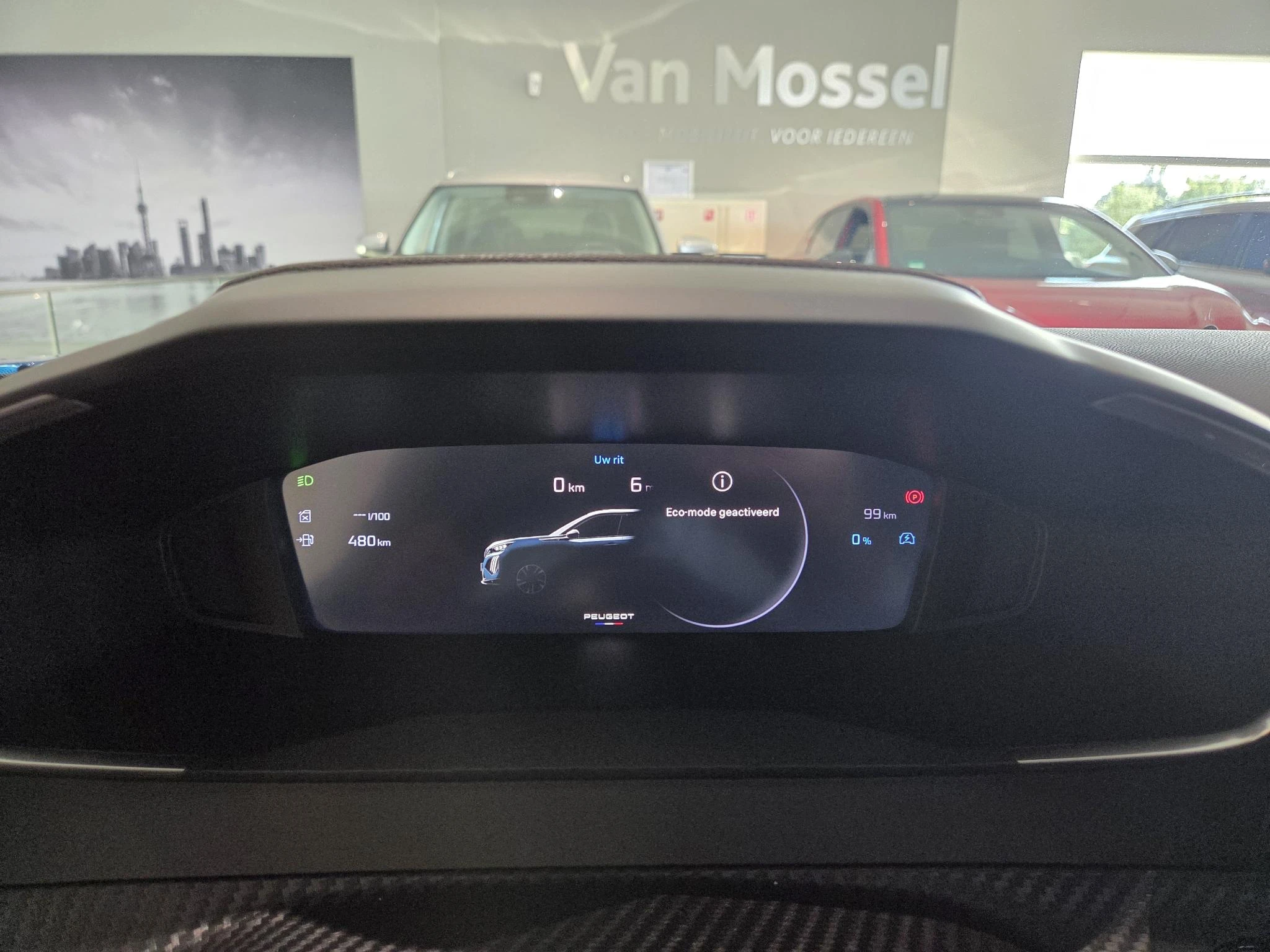 Peugeot 2008 1.2 Hybrid 136 Allure
