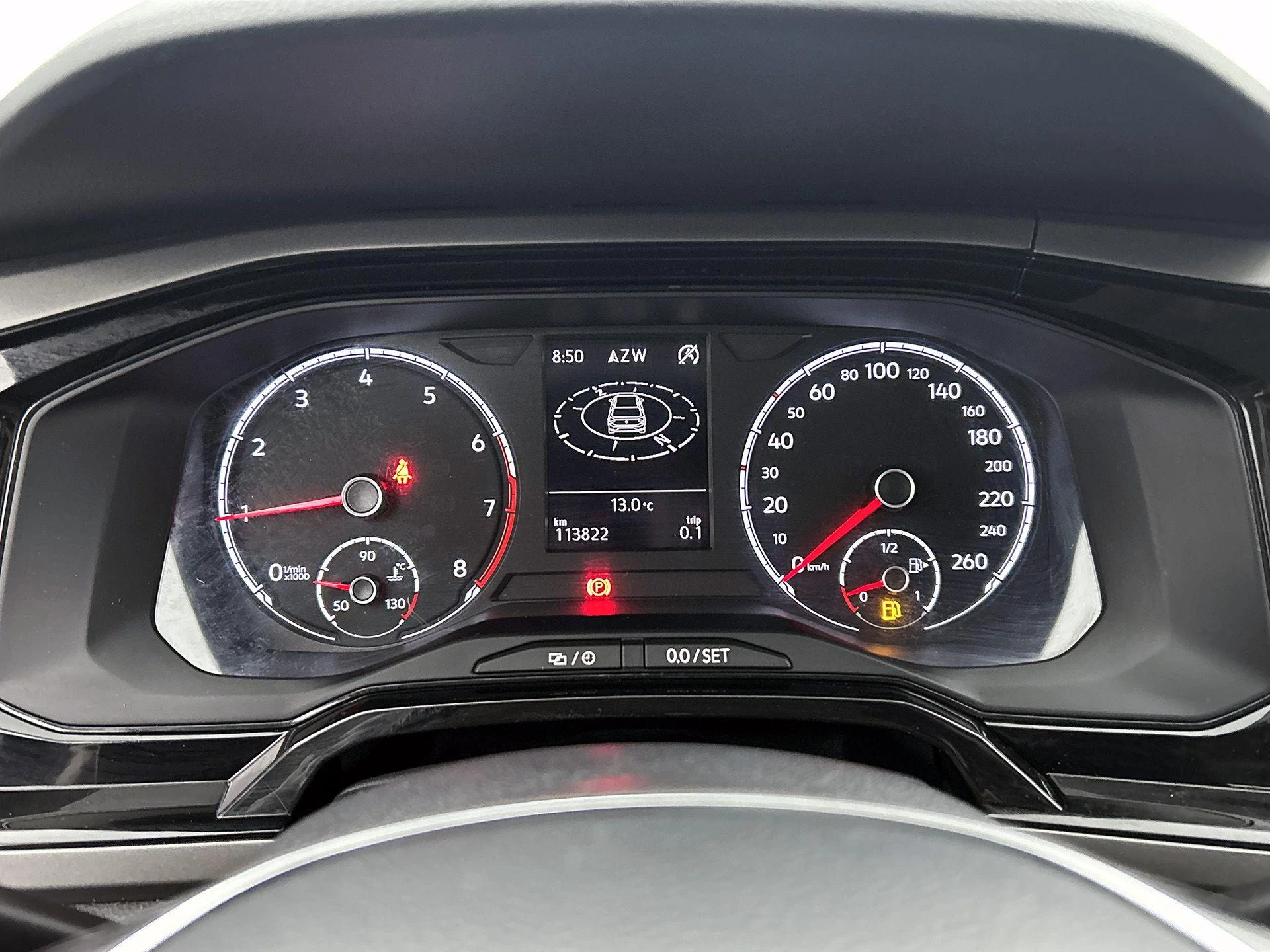 Volkswagen-Polo-image-13