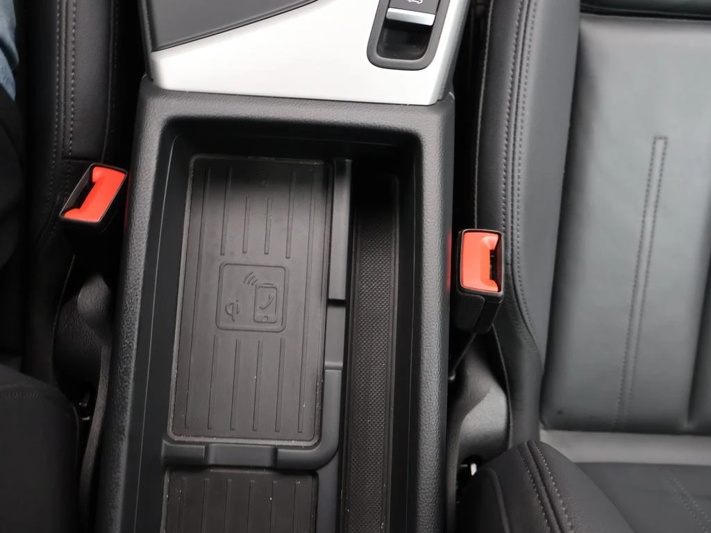 Audi A5 Cabriolet Audi A5 Cabriolet S-LINE 35TFSI 150PK *AUTOMAAT*NEKVERWARMING*LEDER*NAVI*APP CONNECT*BLTH*CRUISE*DIGITAL DASHBOARD*...