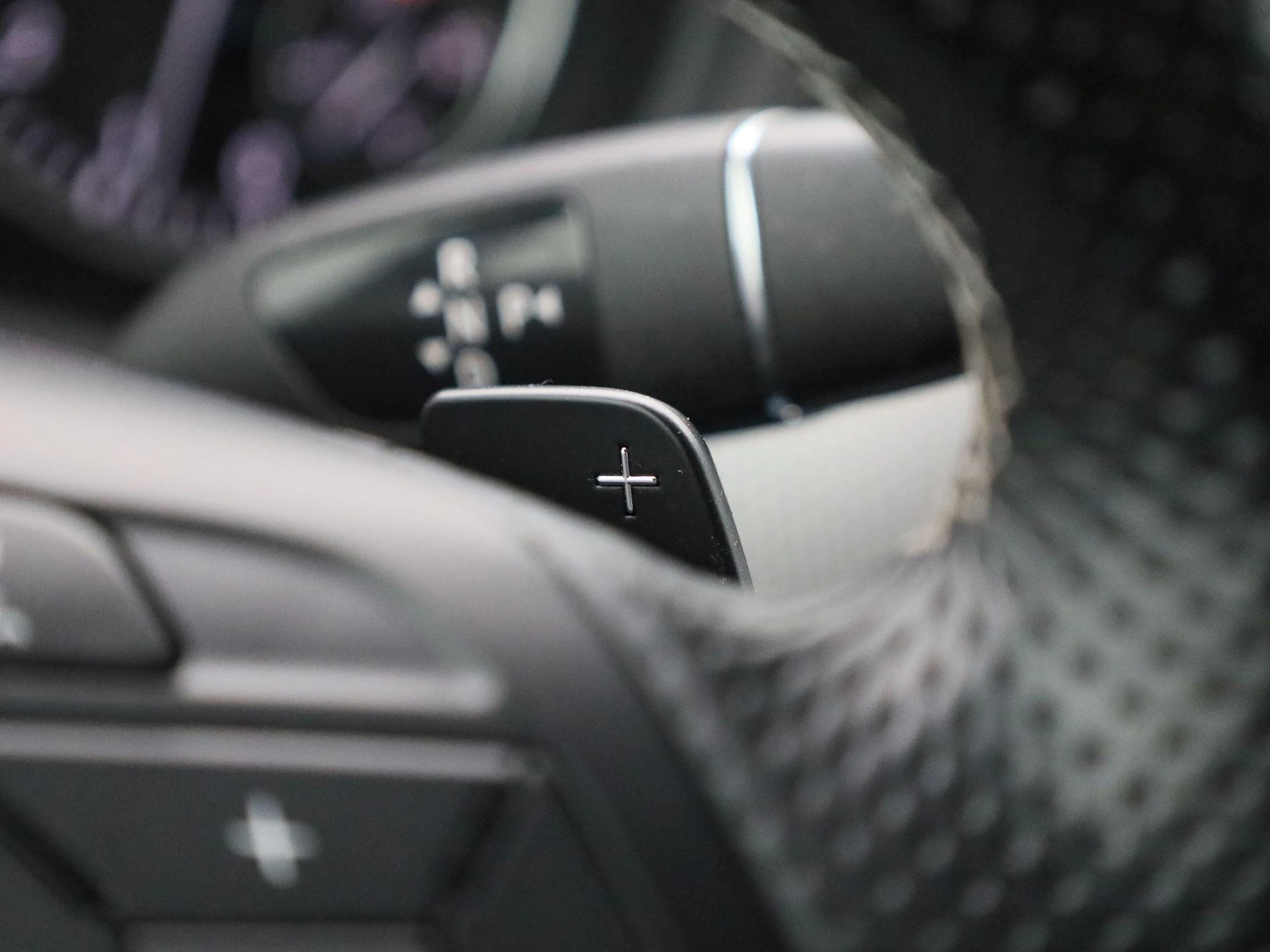 Mercedes-Benz-B-Klasse-image-27