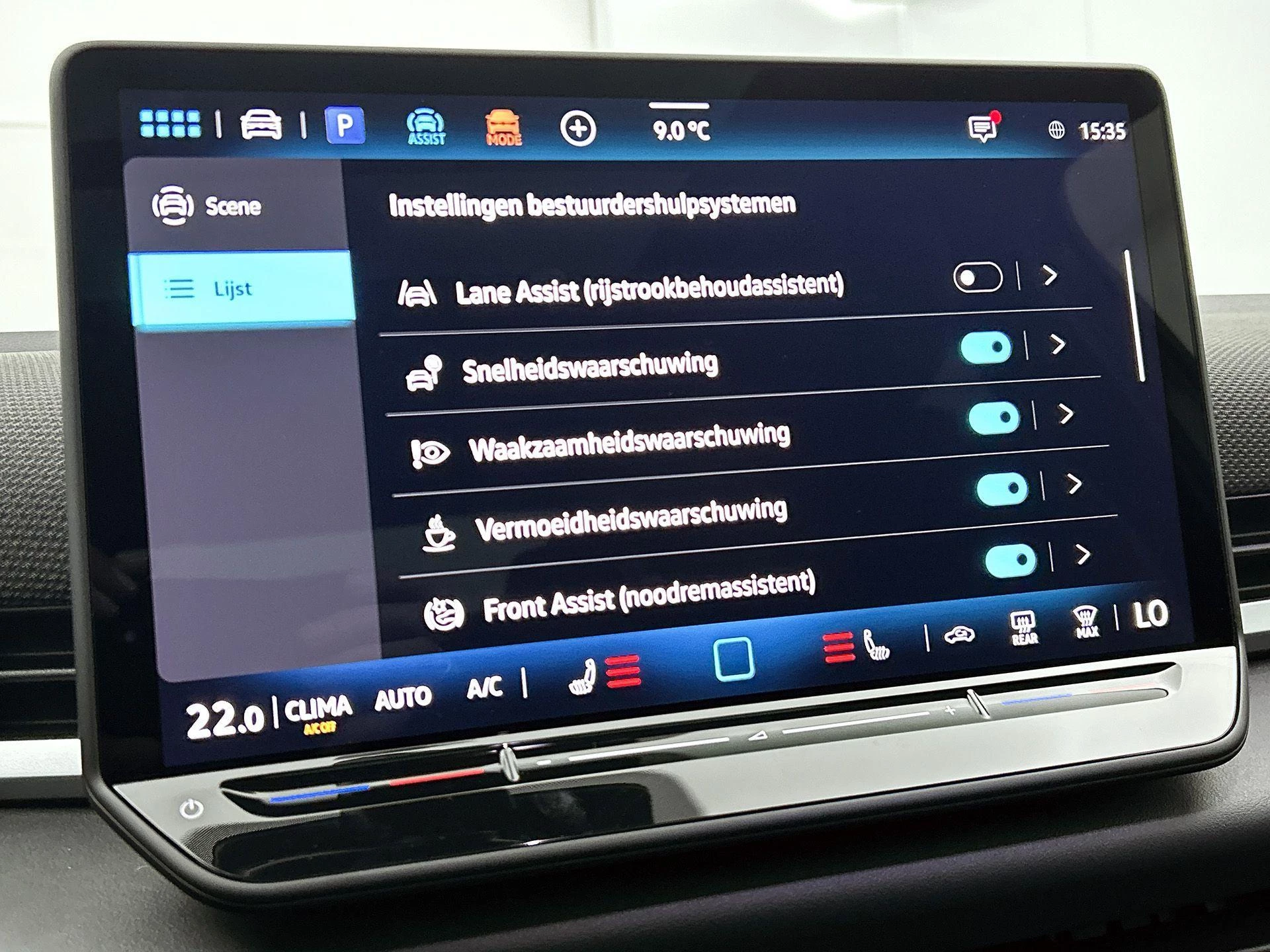 Volkswagen-T-Roc-image-14