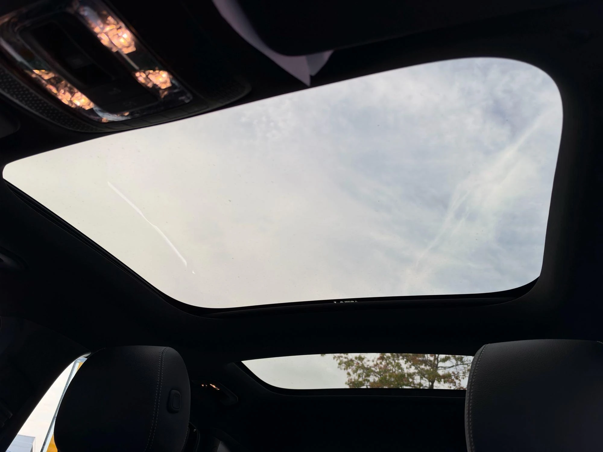 Mercedes-Benz-GLA-image-22