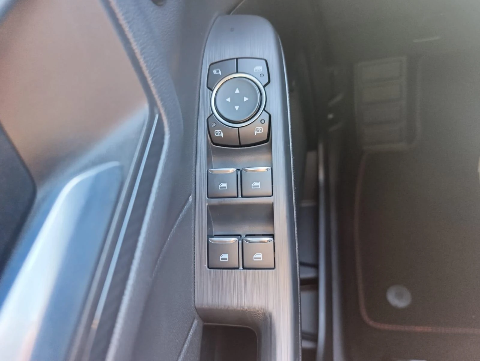 Ford-Kuga-image-16