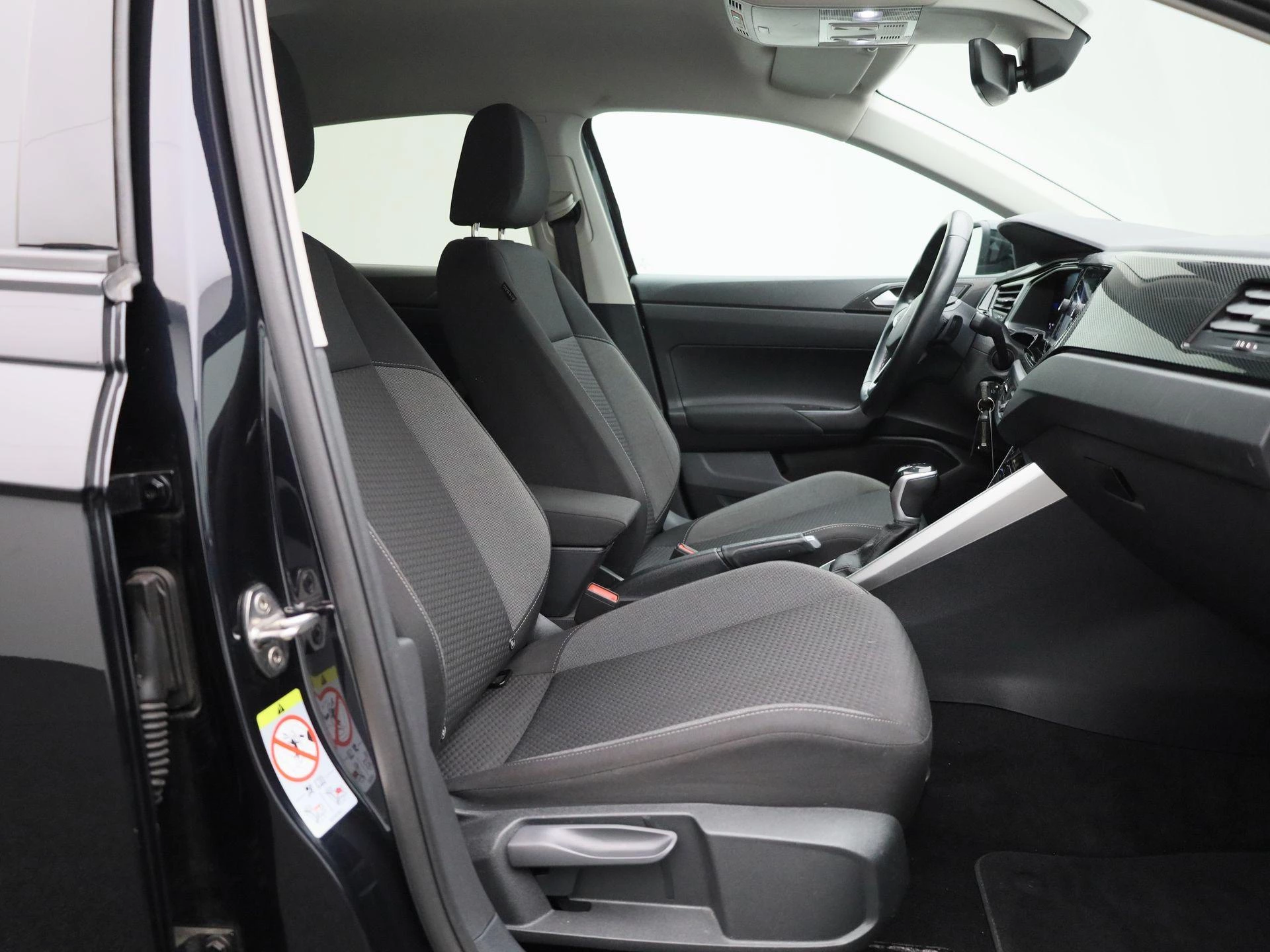 Volkswagen-Taigo-image-28