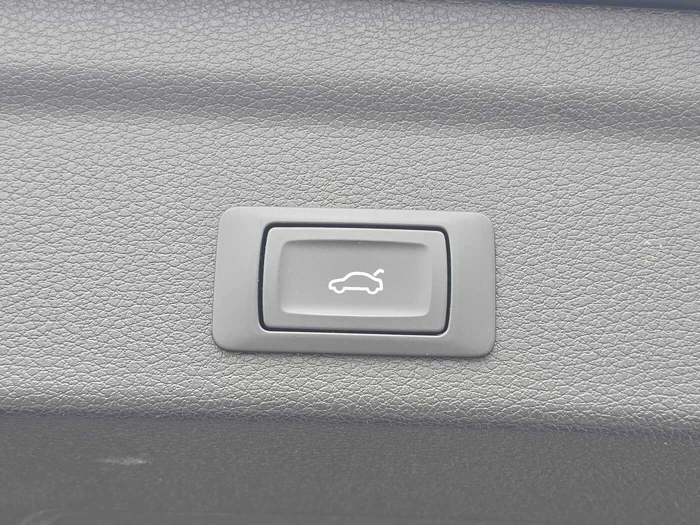 Audi-Q3-image-26