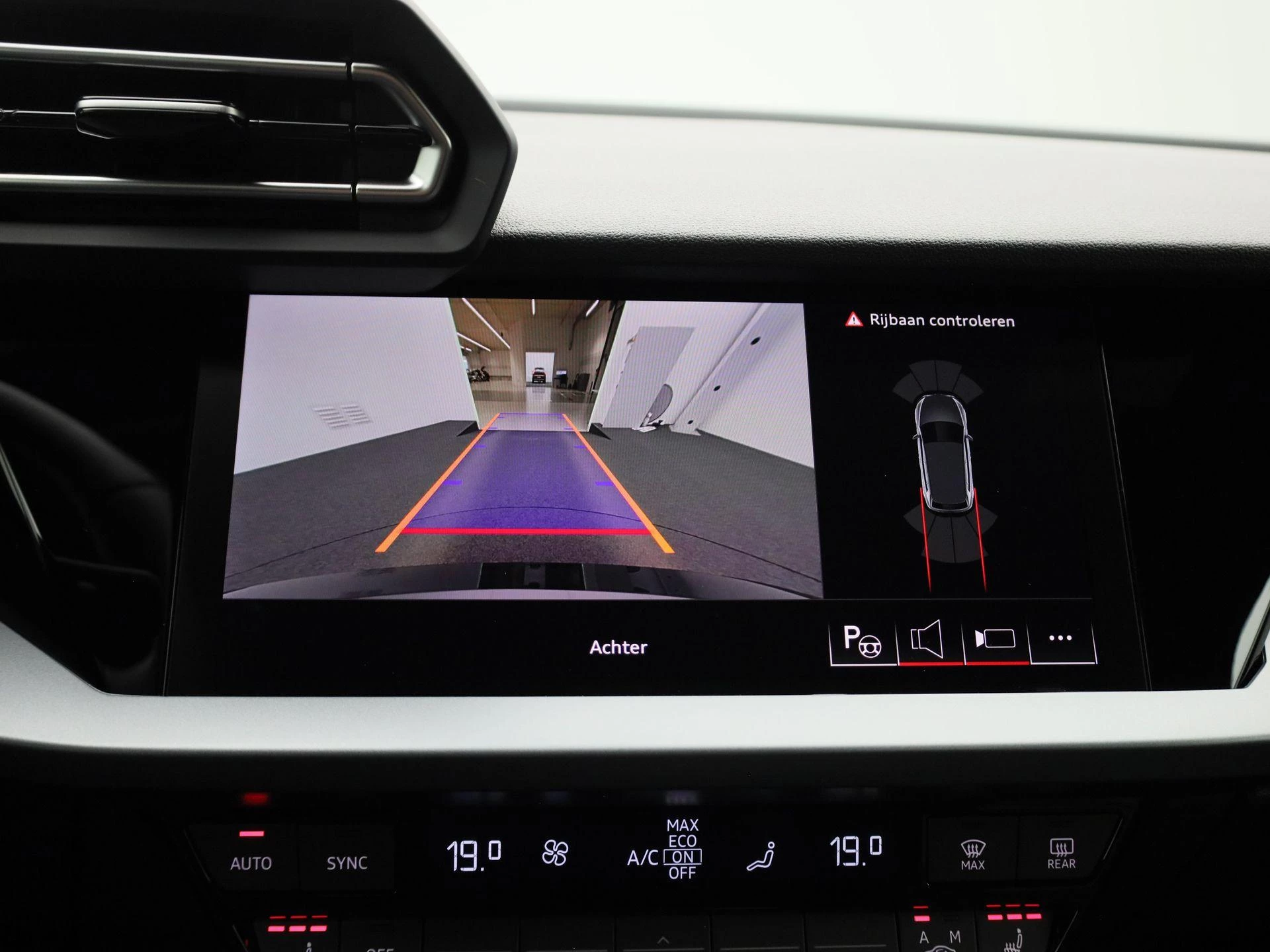 Audi-A3-image-33