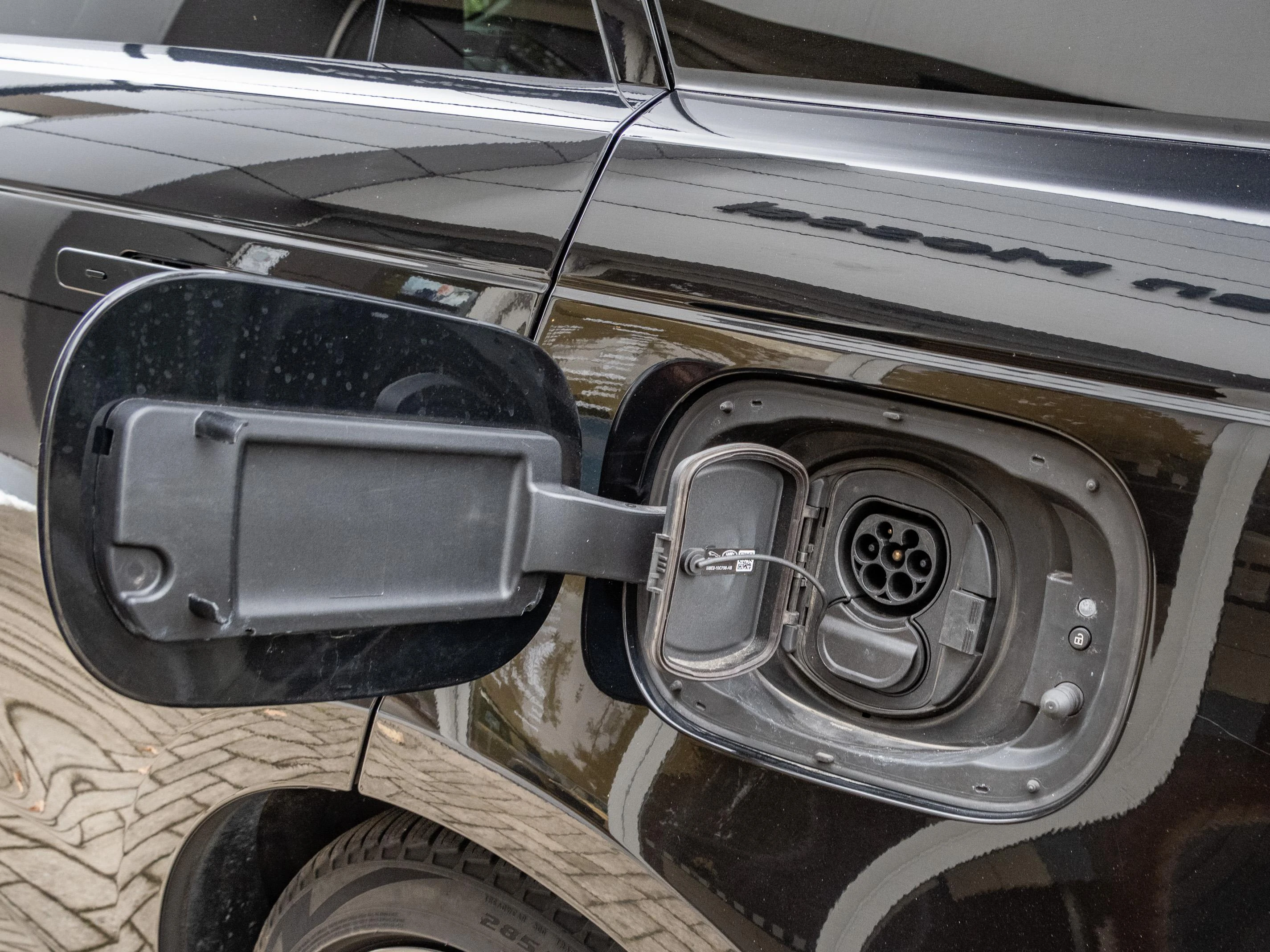 Land Rover-Range Rover Sport-image-21