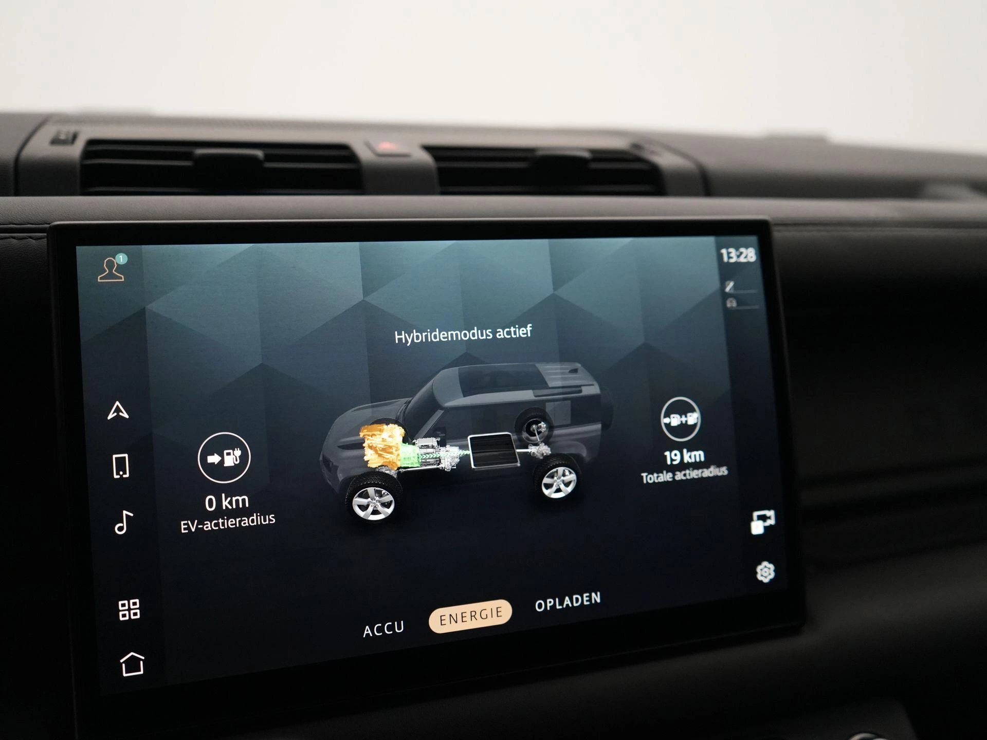 Land Rover-Defender-image-27