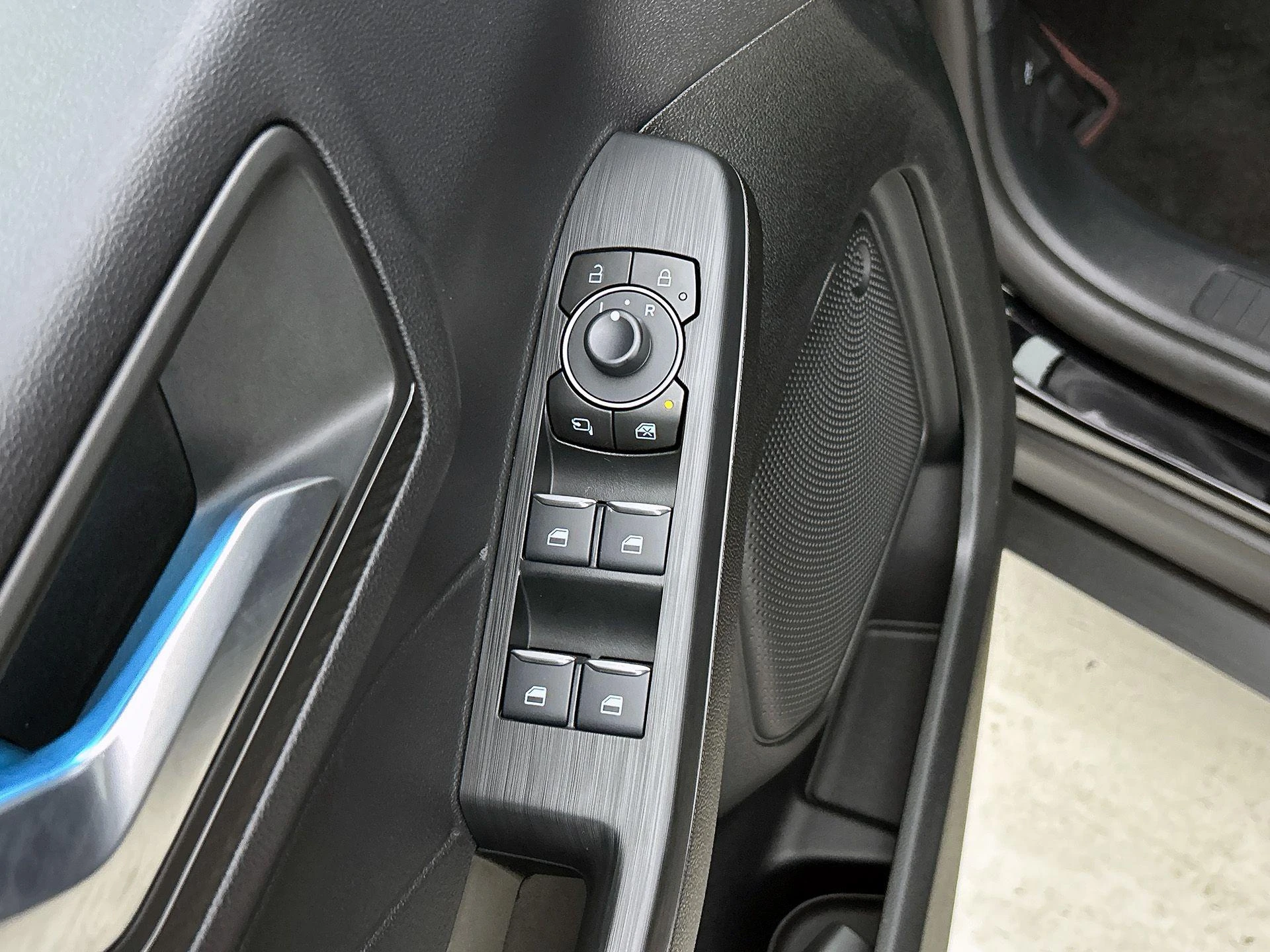 Ford-Kuga-image-27