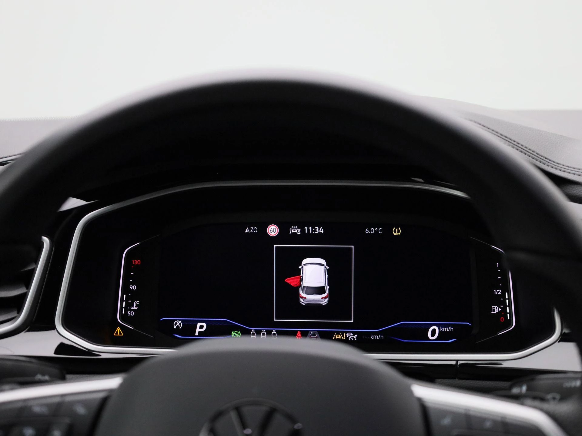 Volkswagen-T-Roc-image-7