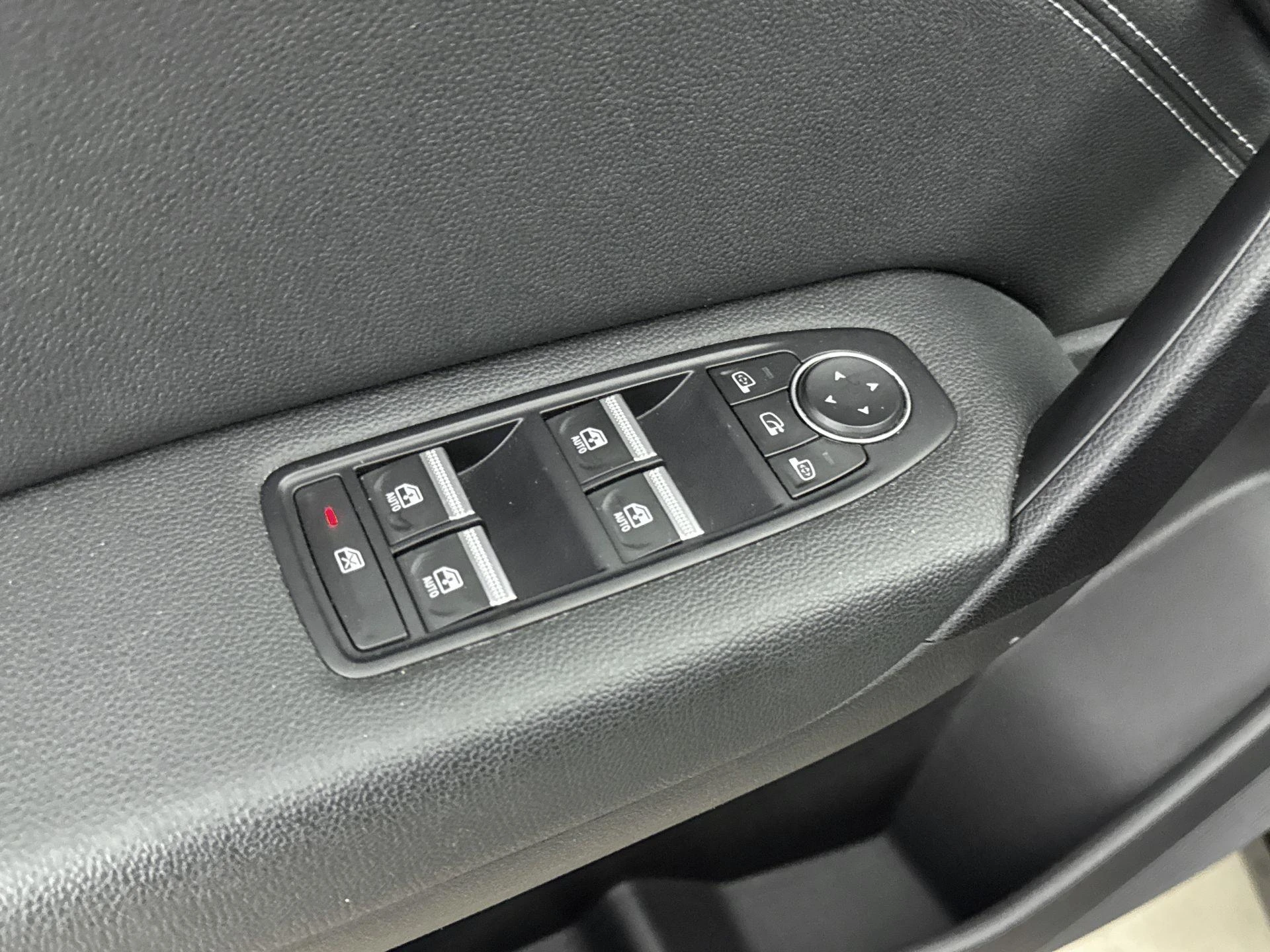 Renault-Captur-image-13