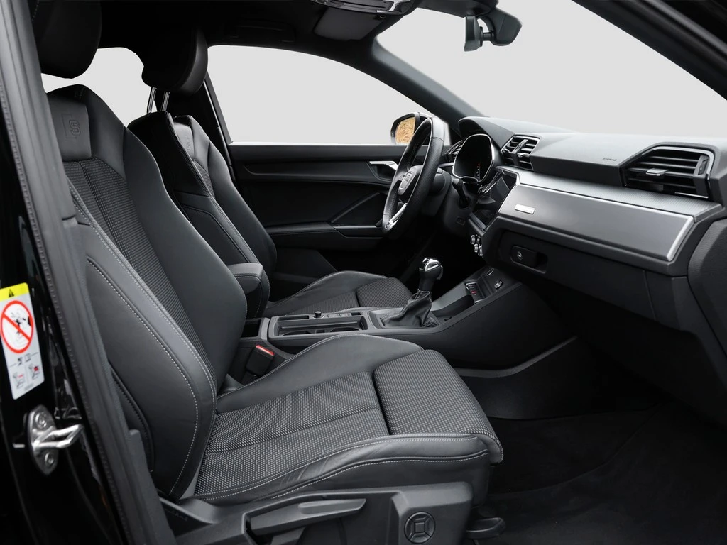 Audi-Q3-image-10