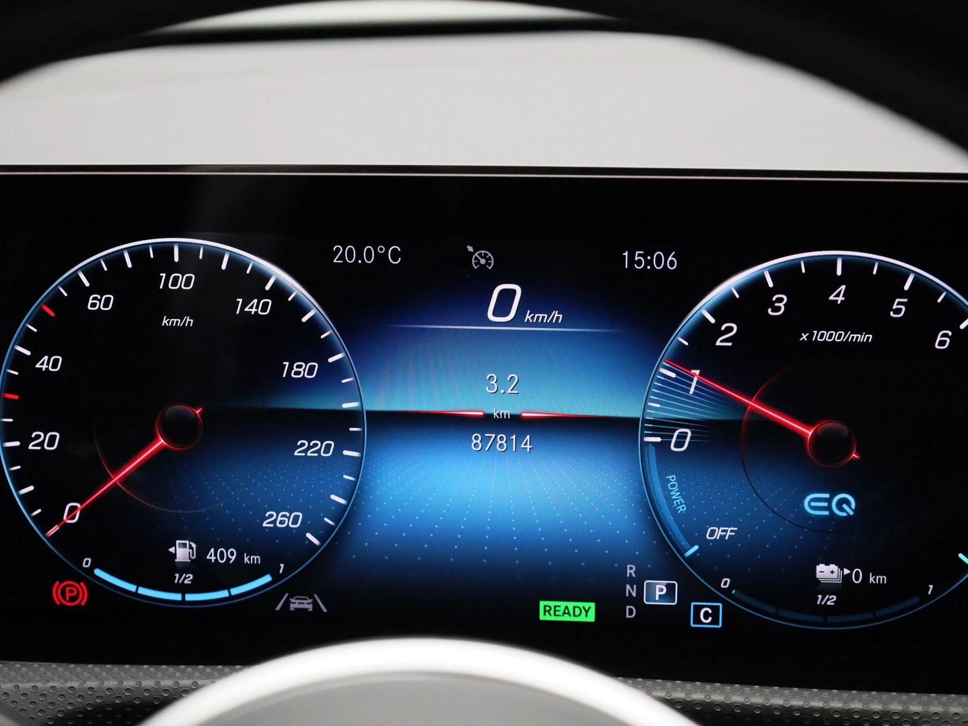 Mercedes-Benz-A-Klasse-image-7