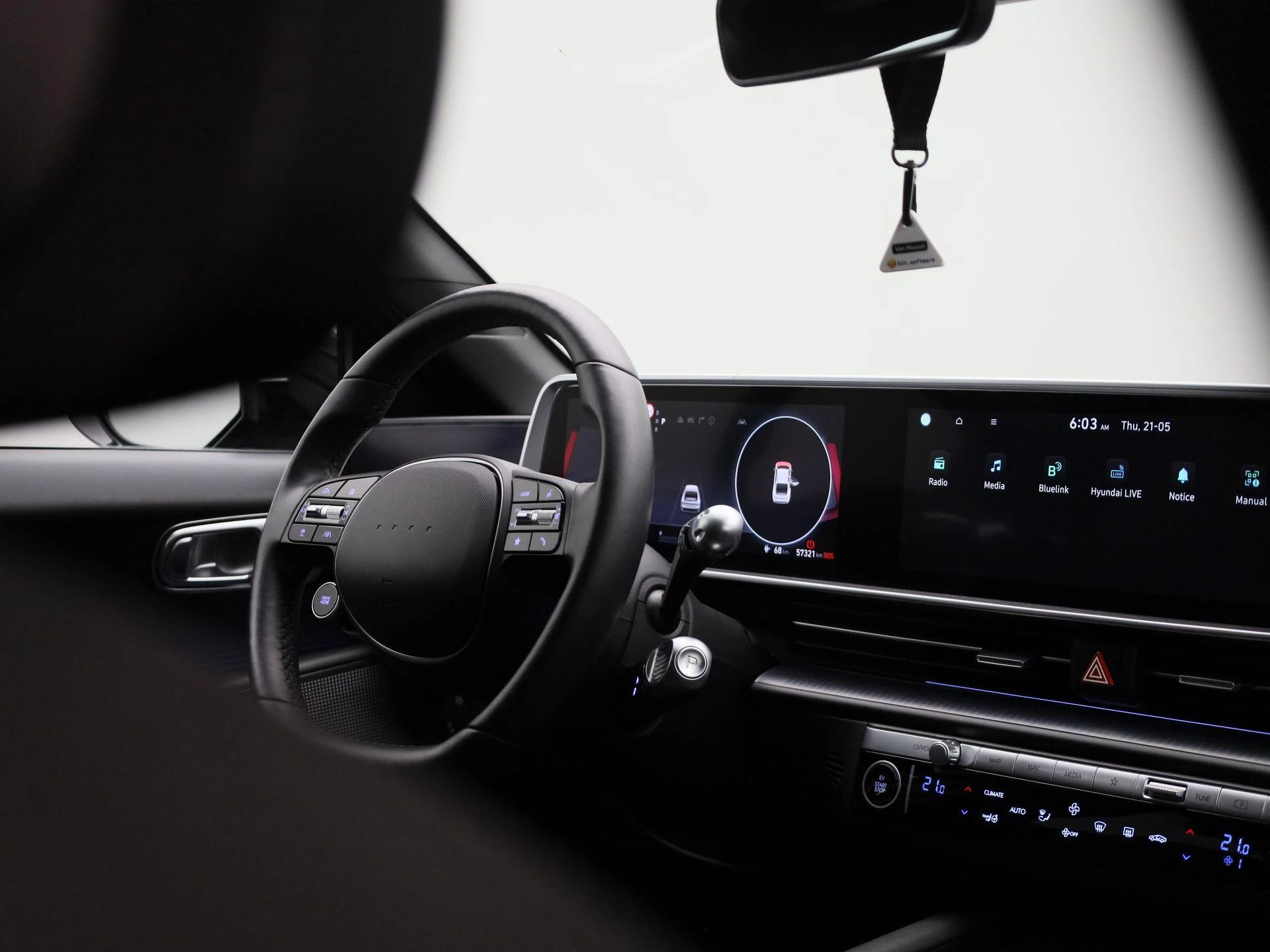 Hyundai-IONIQ 6-image-38