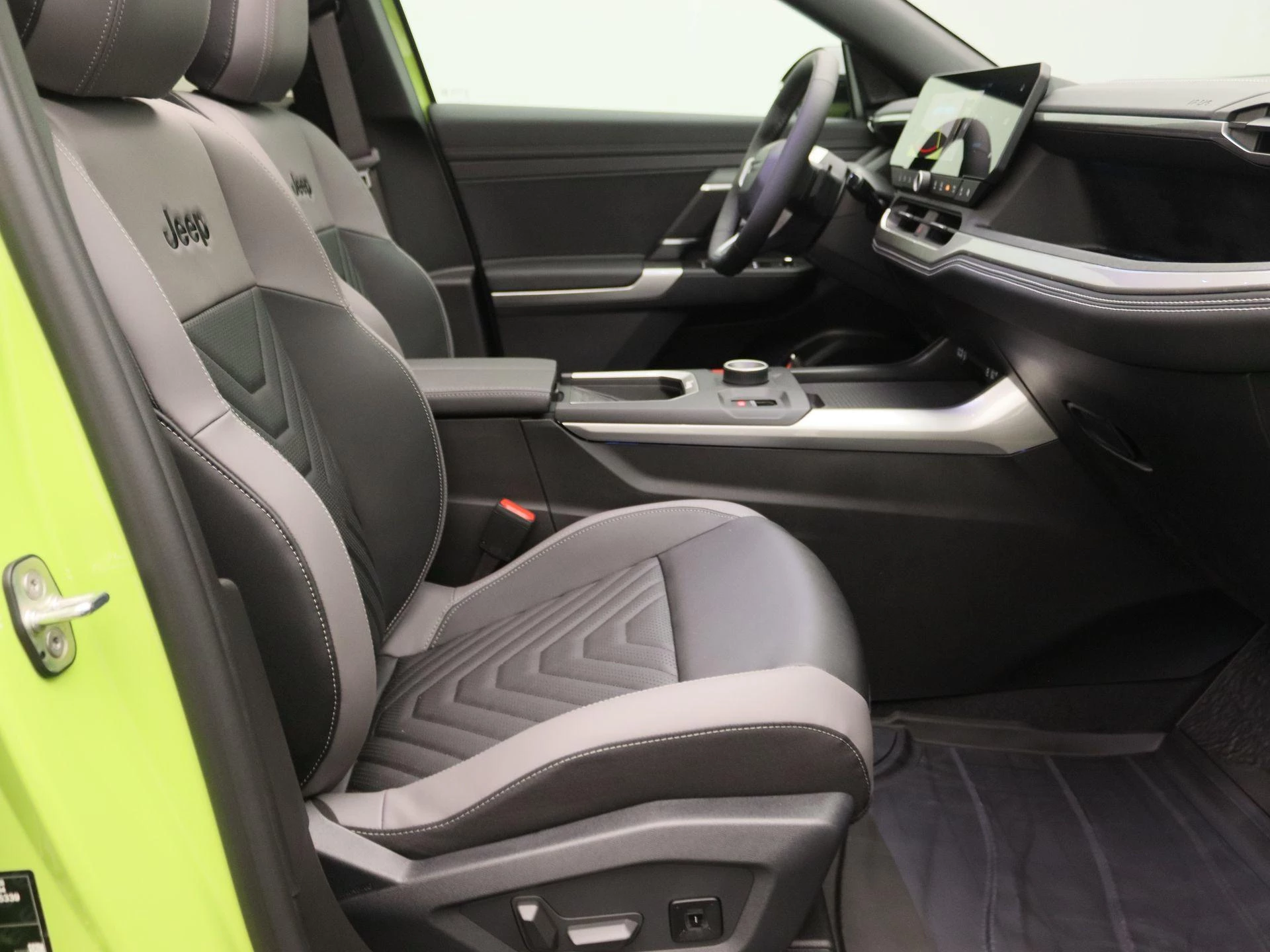 Jeep-Compass-image-25