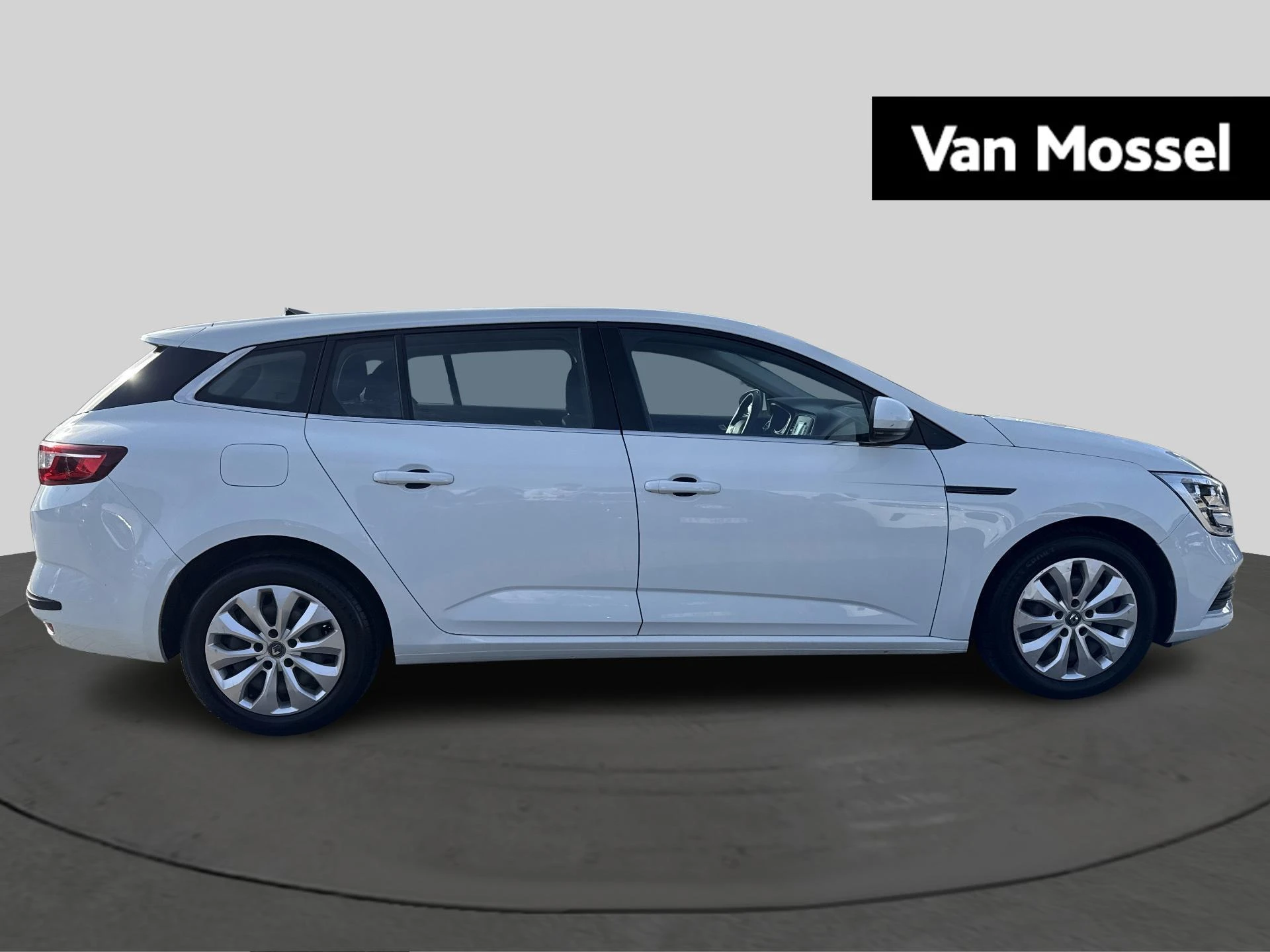 Renault-Mégane Grand Tour-image-4