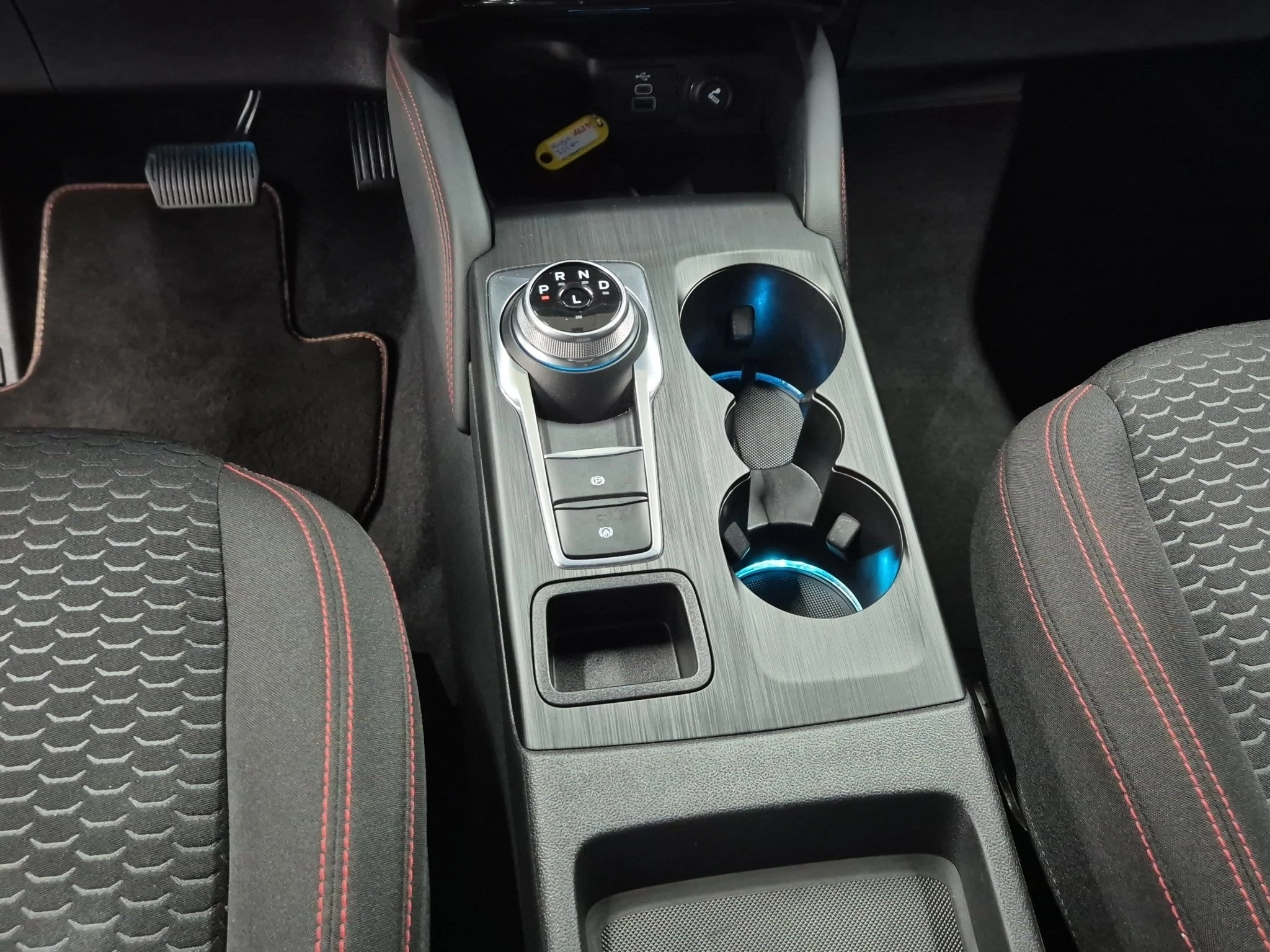 Ford Kuga ST-Line Aut.*KAM*LED-MATRIX*NAVI*GRA*WINTER-PKT.