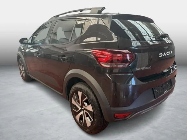 Dacia-Sandero Stepway-image-6