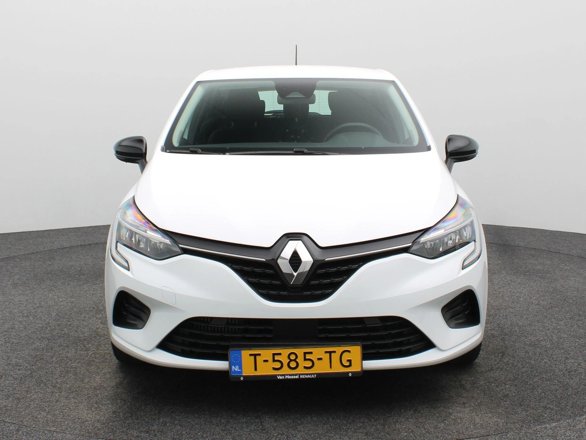Renault-Clio-image-2