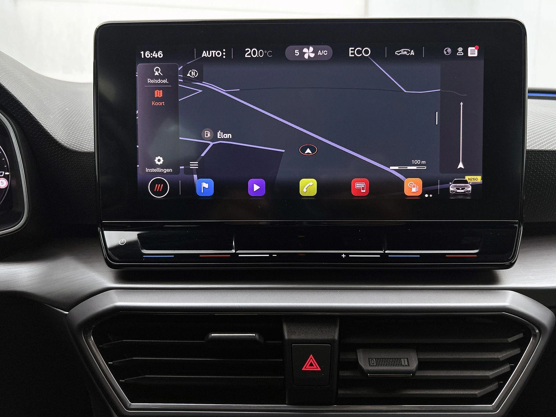 SEAT-Leon-image-23