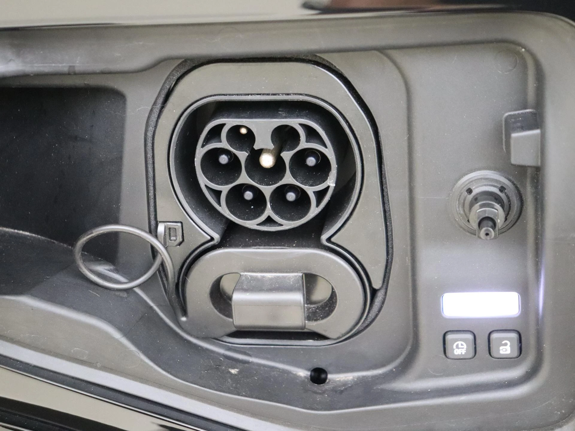 Renault-5-image-27