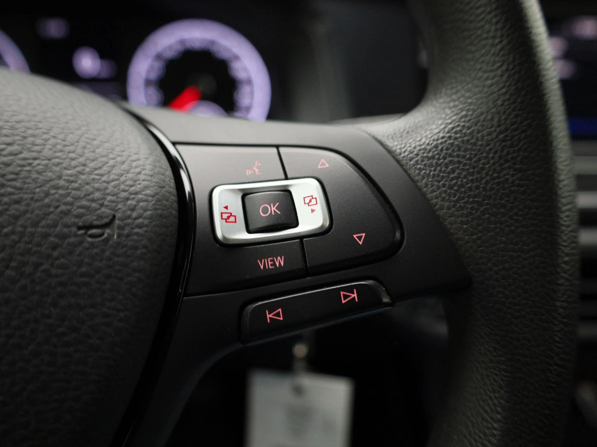 Volkswagen-Polo-image-15